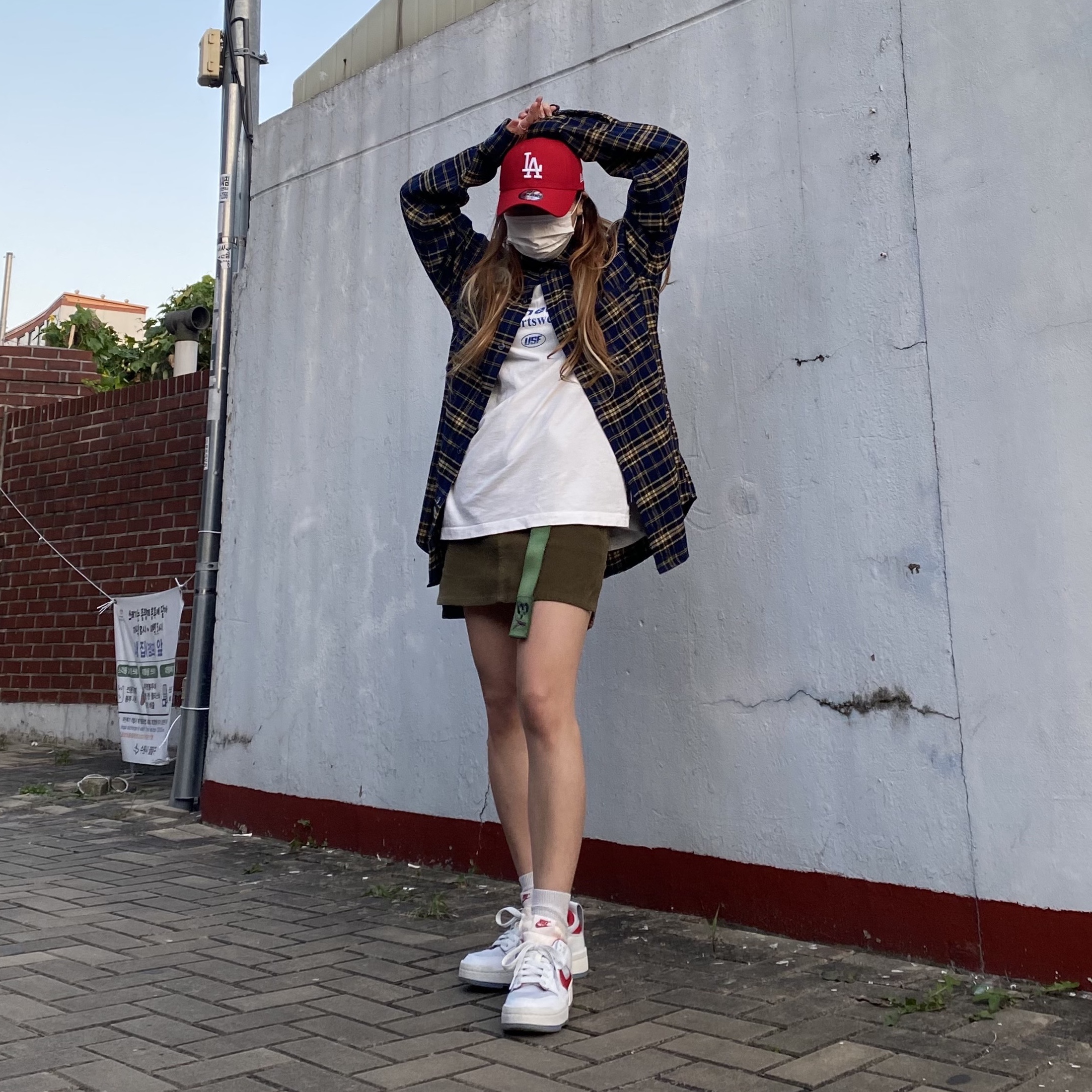 (W) Nike Dunk Low Disrupt Gym Red 착용 스타일 - 1