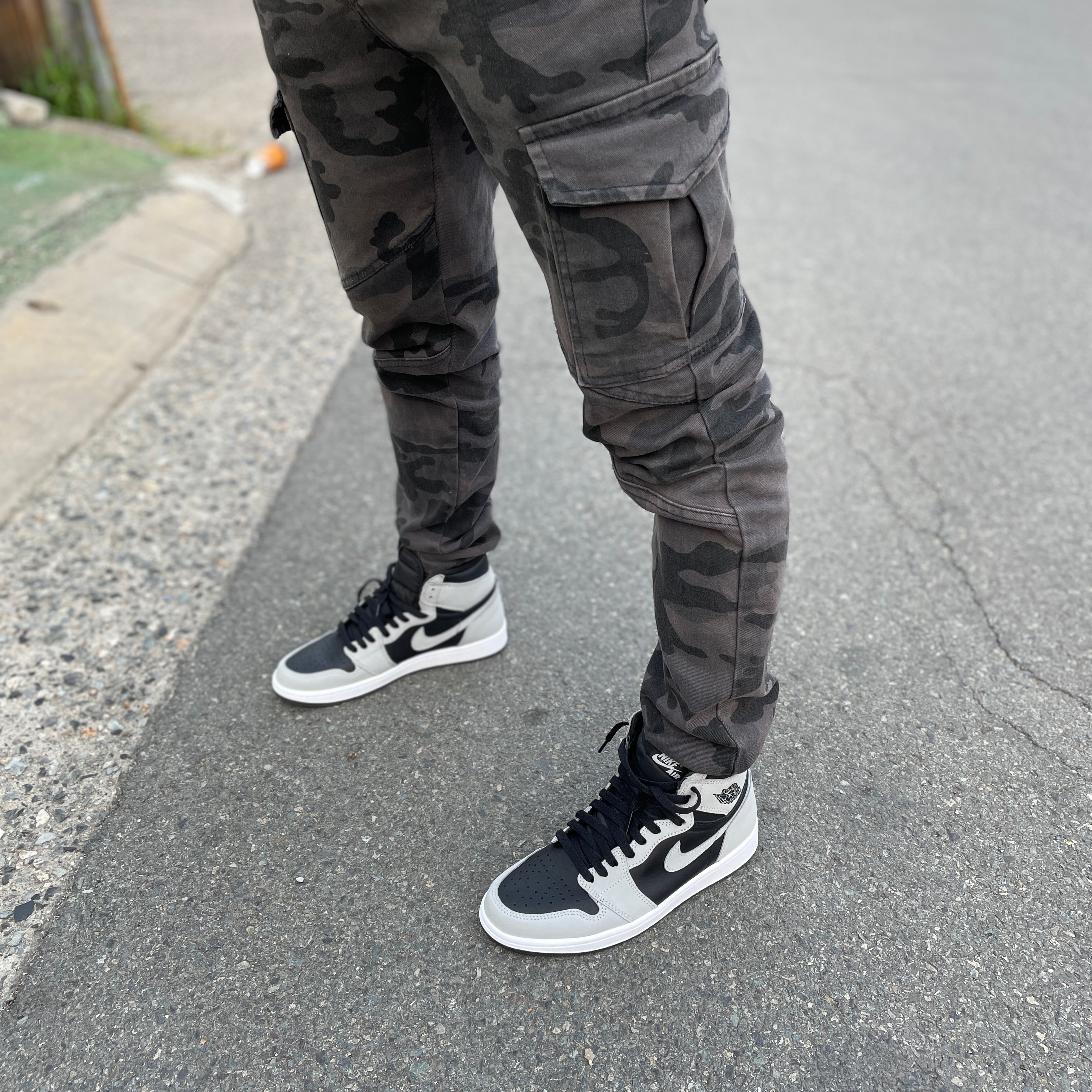 Jordan 1 Retro High OG Shadow 2.0, Nike x Stussy Air Huarache LE Dark Olive 착용 스타일 - 2