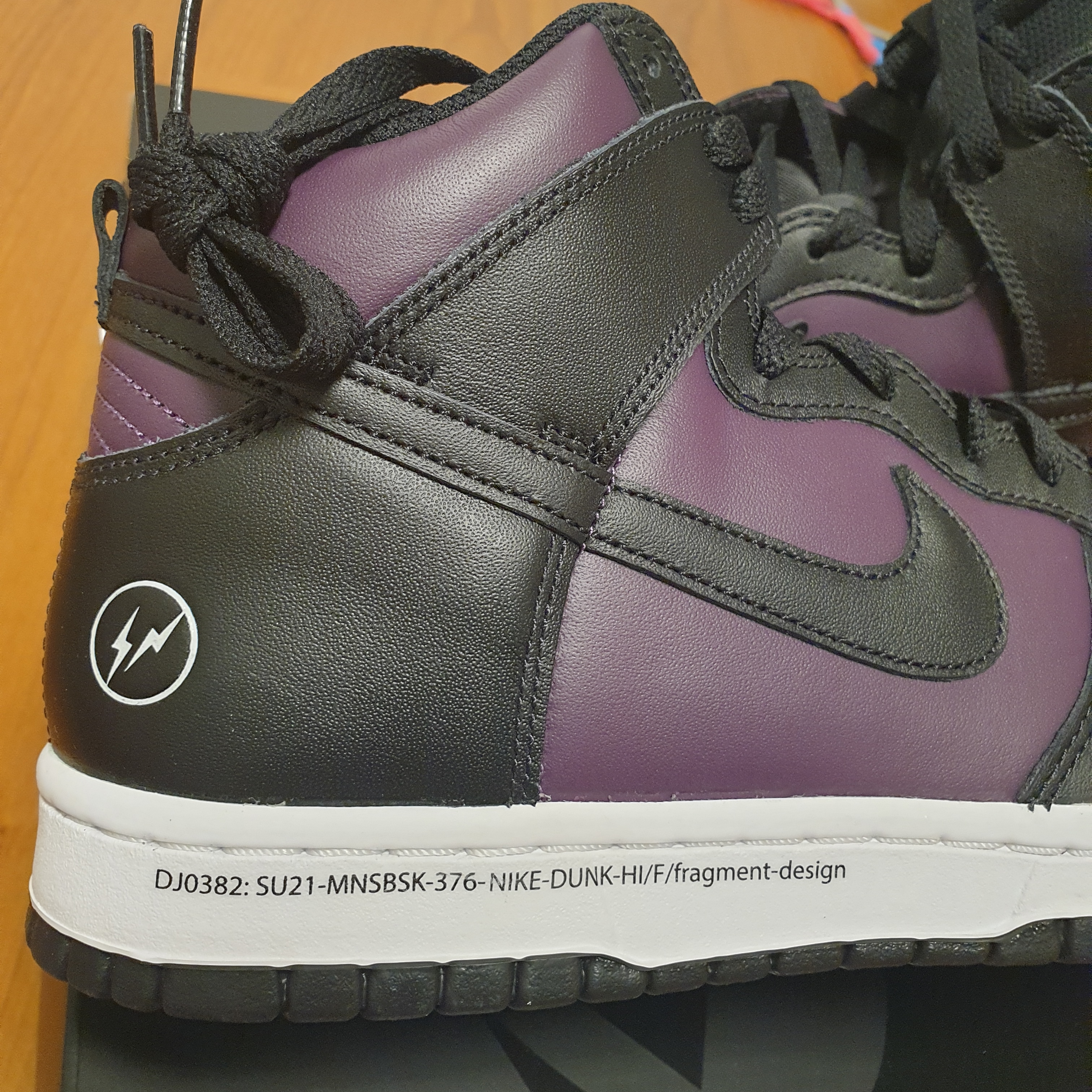 Nike x Fragment Dunk High Black 착용 스타일 - 4