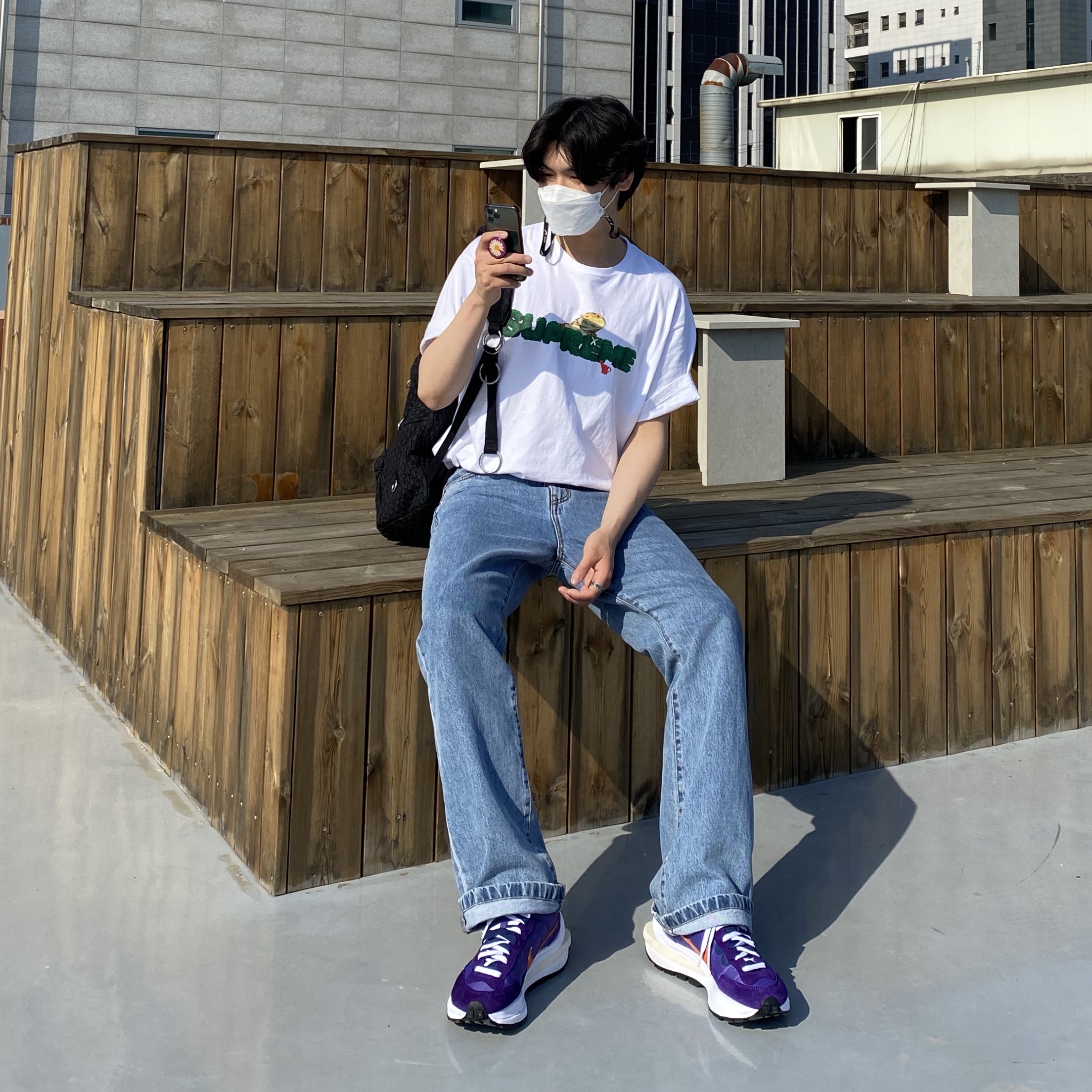 Nike x Sacai VaporWaffle Dark Iris, Supreme Lizard T-Shirt White - 20SS 착용 스타일