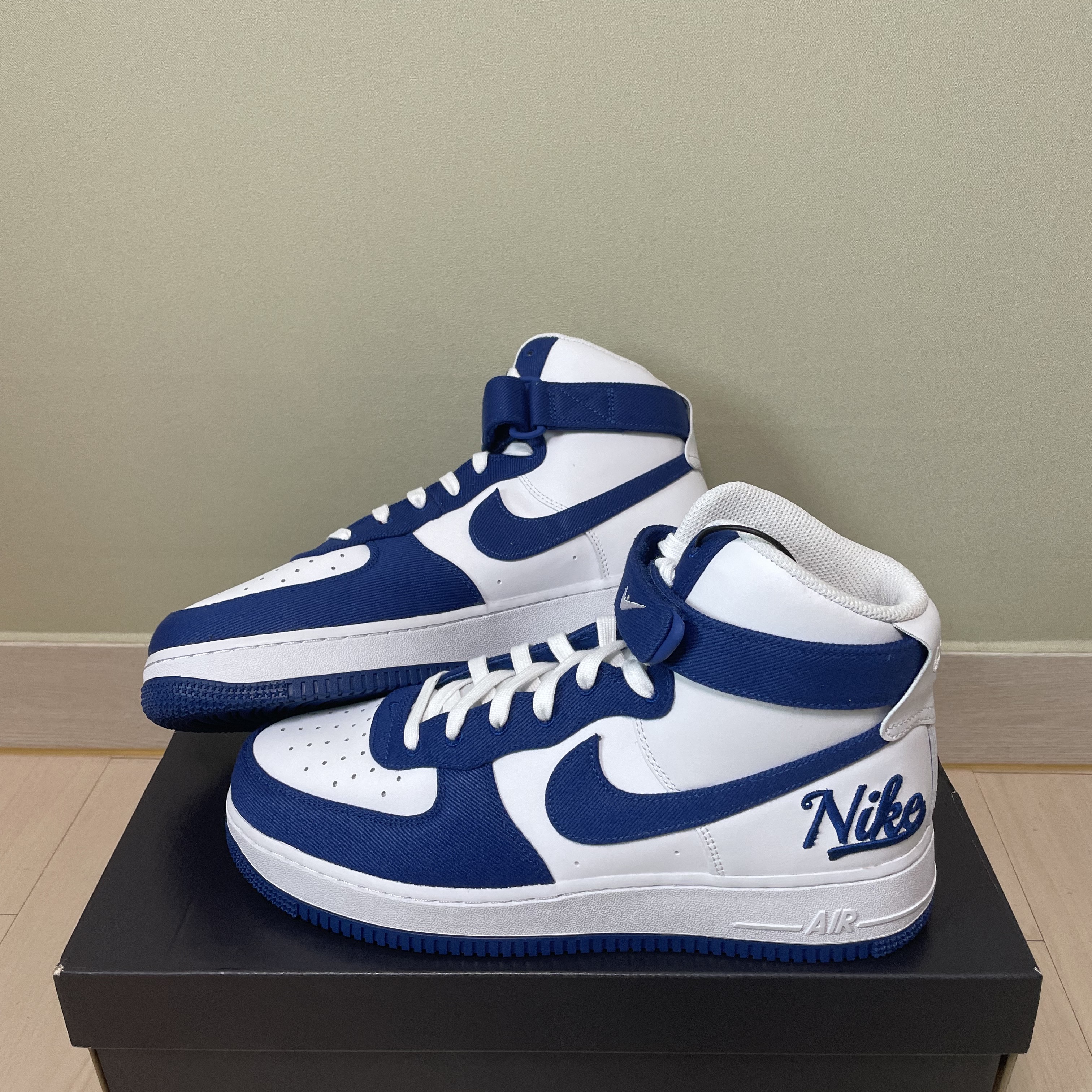 Nike Air Force 1 High '07 LV8 EMB Dodgers 착용 스타일