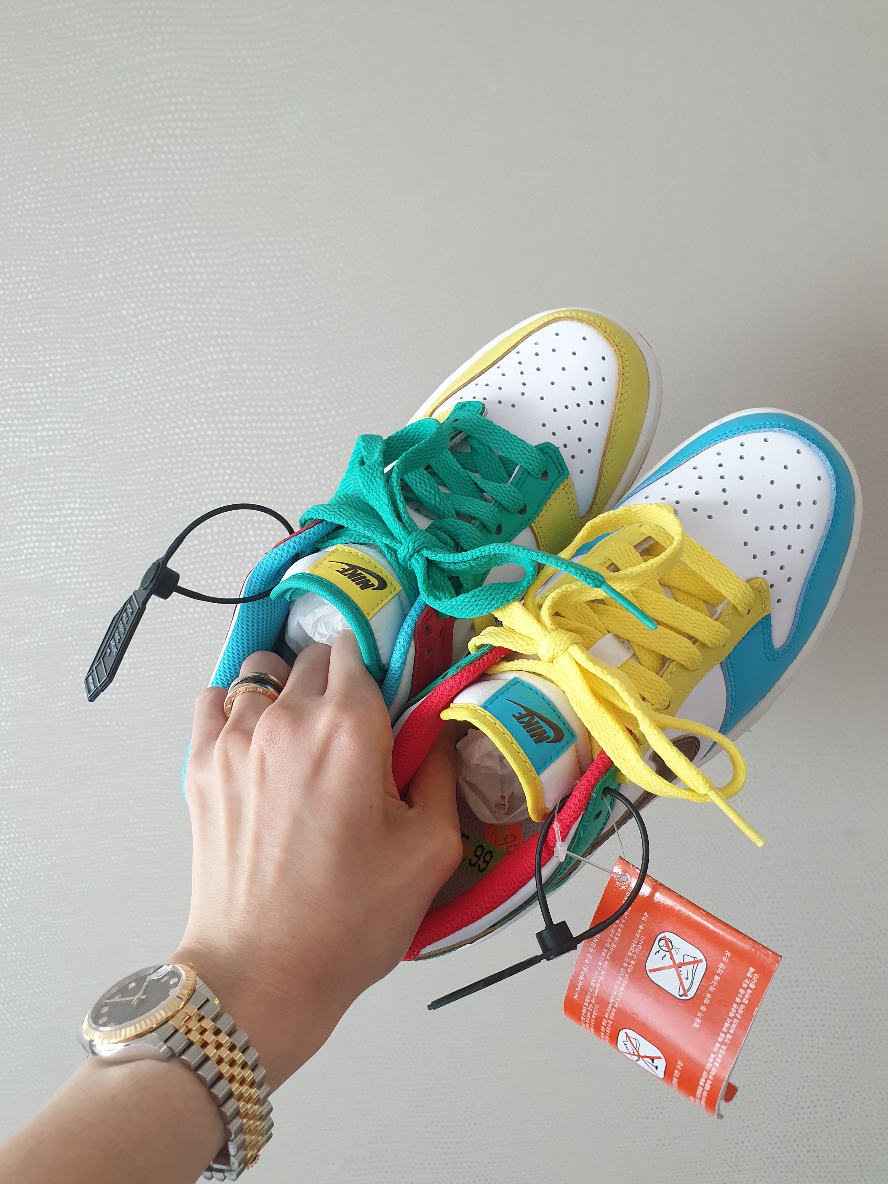 (GS) Nike Dunk Low SE Free.99 White, Nike Dunk Low SE Free.99 White 착용 스타일 - 1