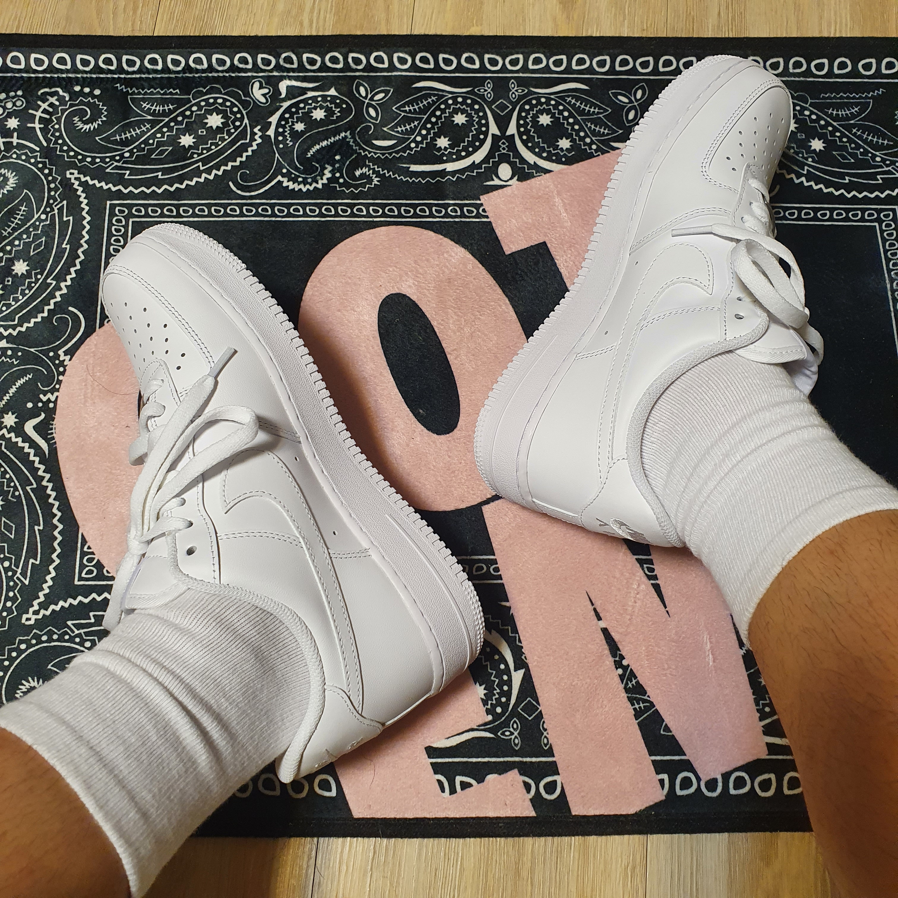 Nike Air Force 1 '07 Low White 착용 스타일 - 2