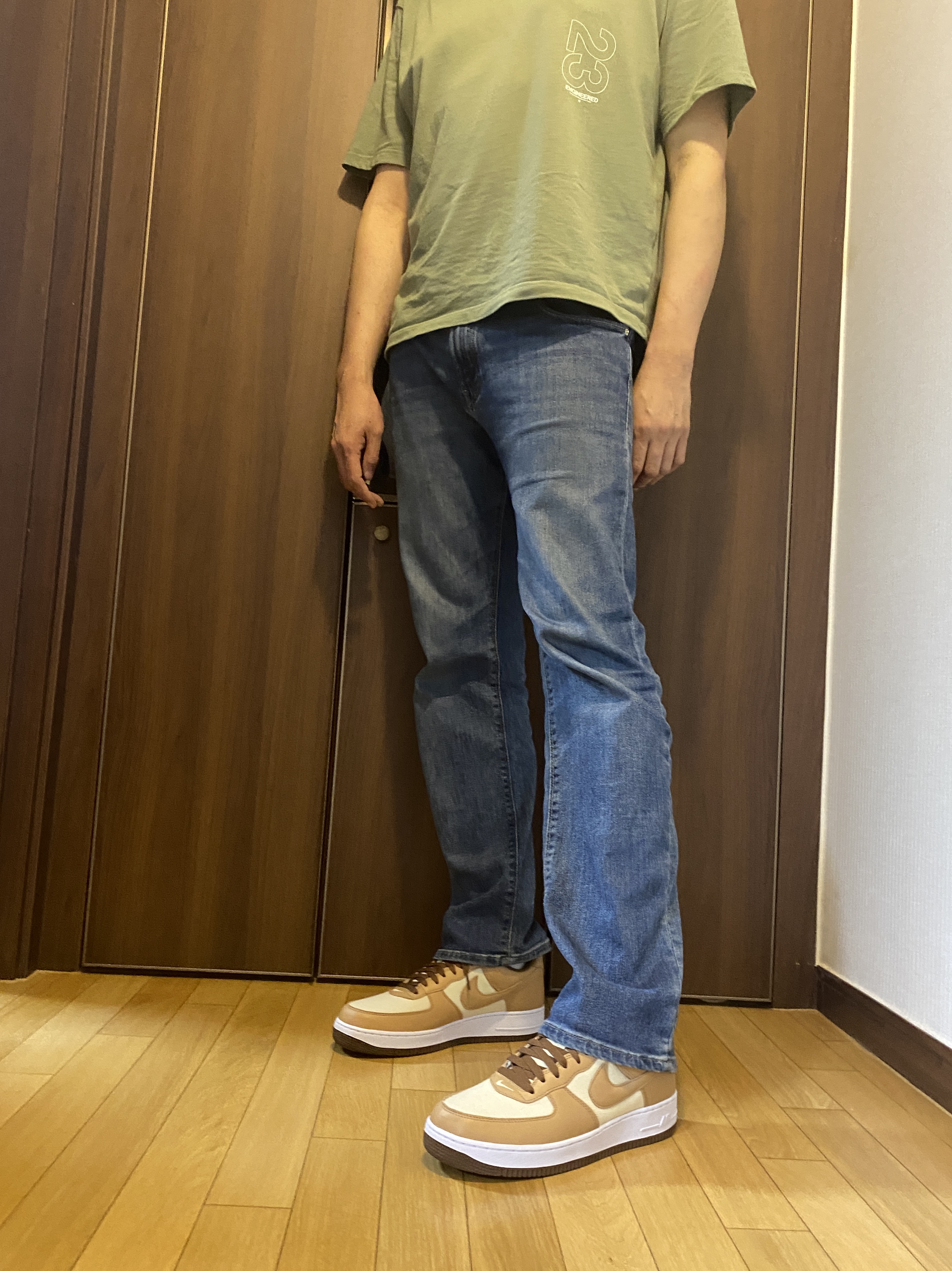 Nike Air Force 1 Low QS Acorn 2021 착용 스타일