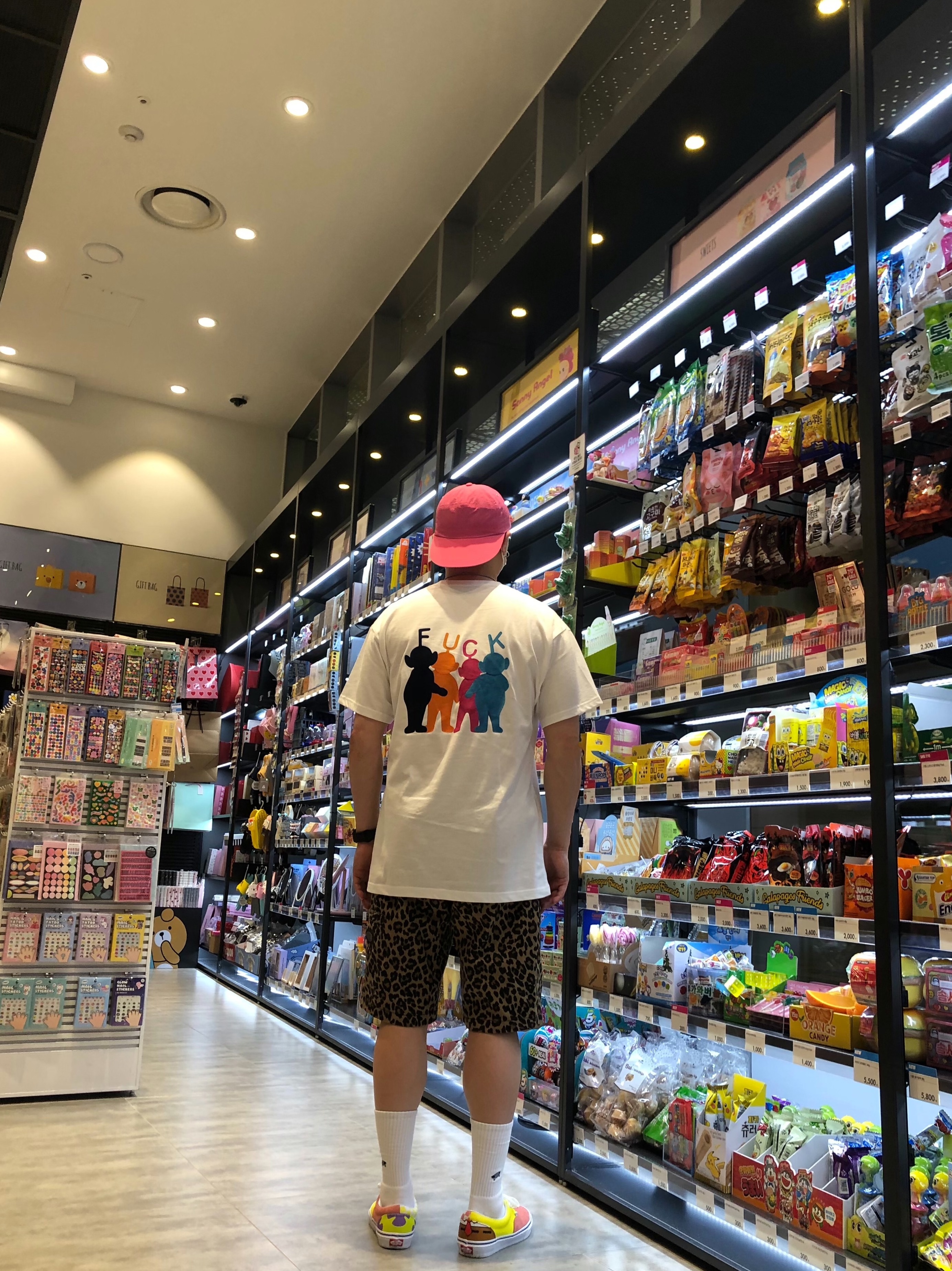 Vans x SpongeBob Era Best Friends 착용 스타일 - 2