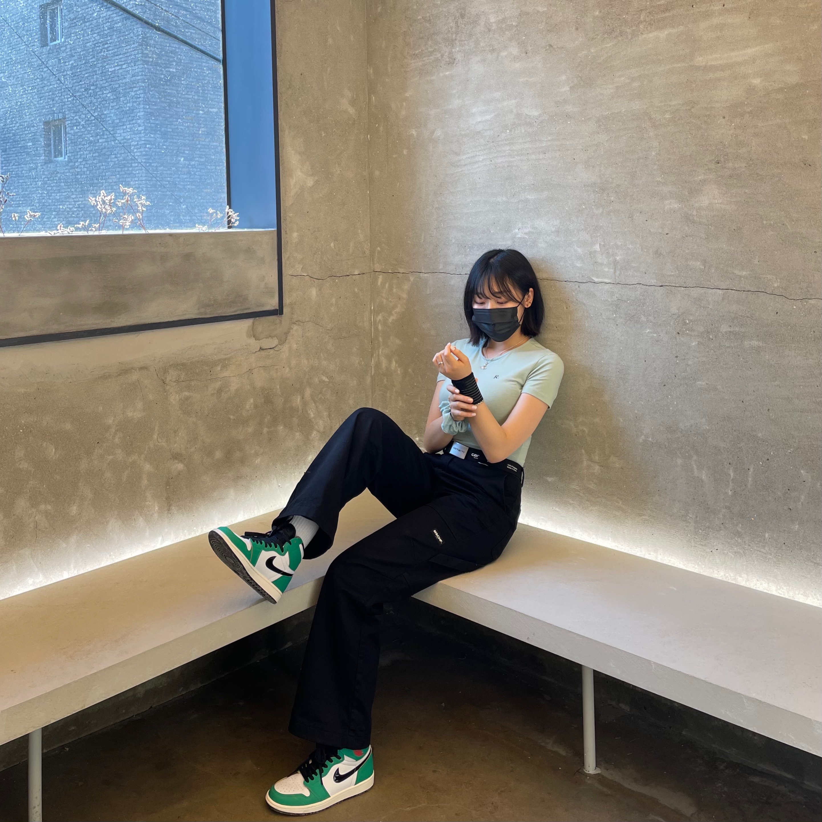 (W) Jordan 1 Retro High OG Lucky Green 착용 스타일 - 1