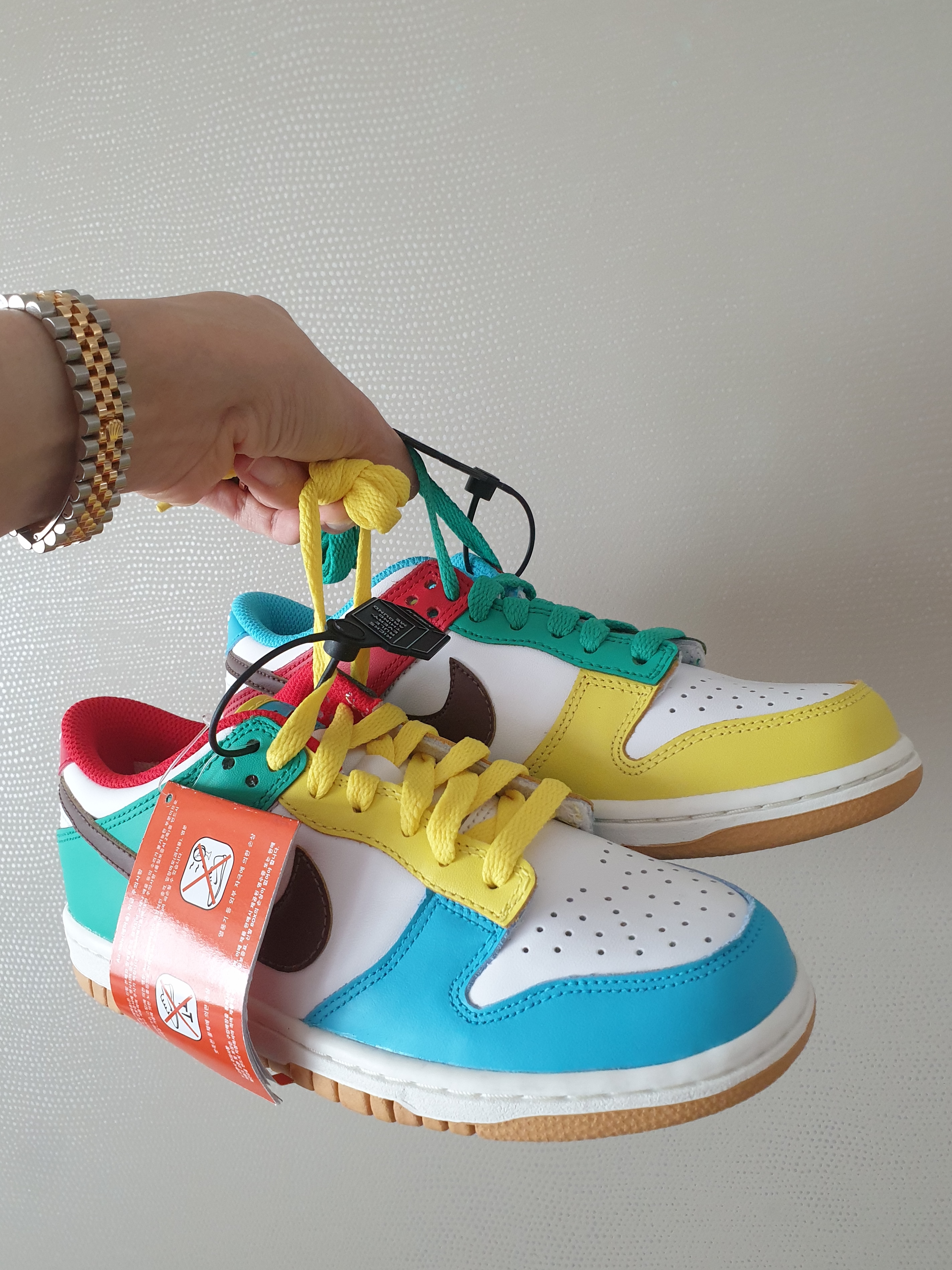 (GS) Nike Dunk Low SE Free.99 White, Nike Dunk Low SE Free.99 White 착용 스타일 - 2
