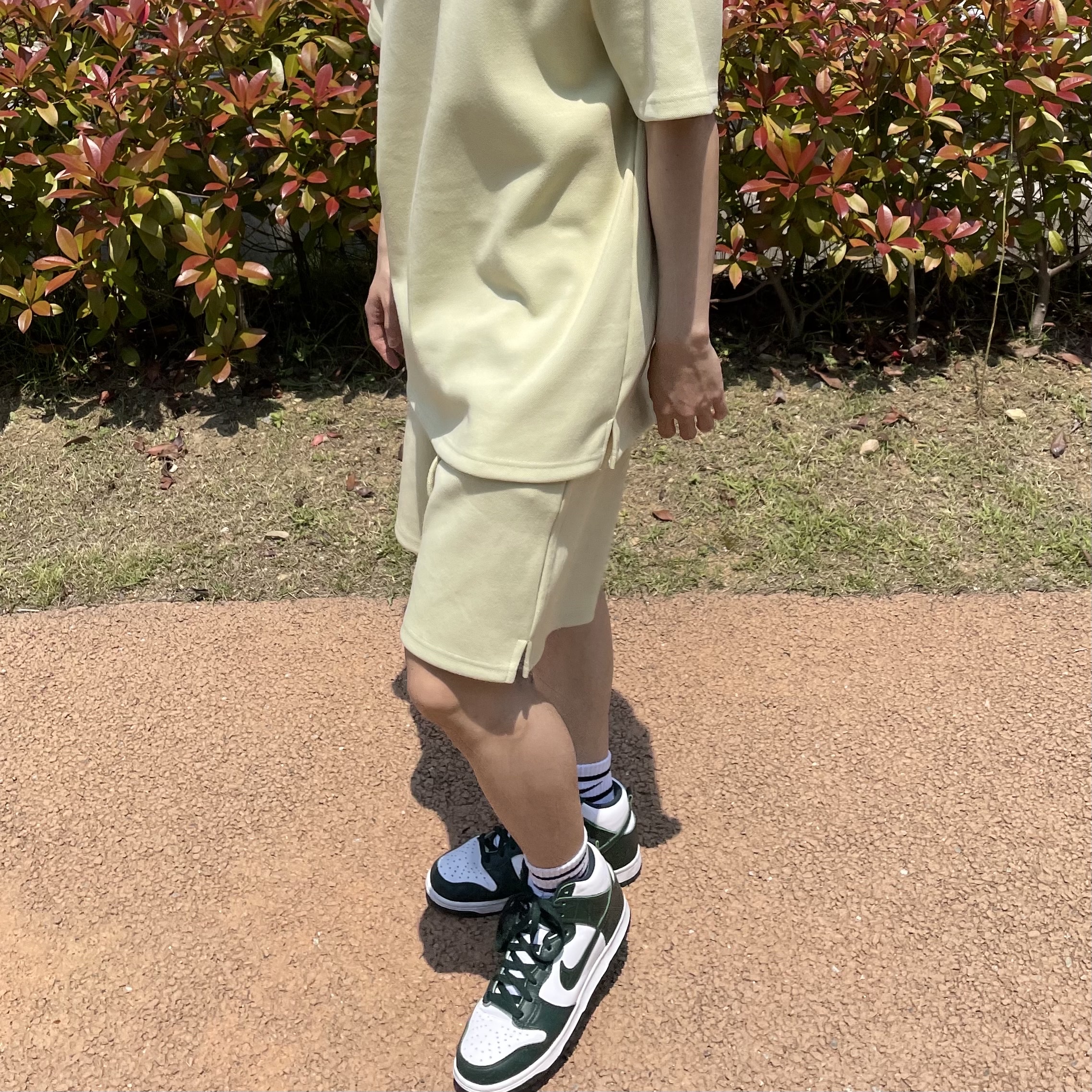 Nike x Stussy Benassi Slide Volt, Nike Dunk High SP Spartan Green 착용 스타일 - 2