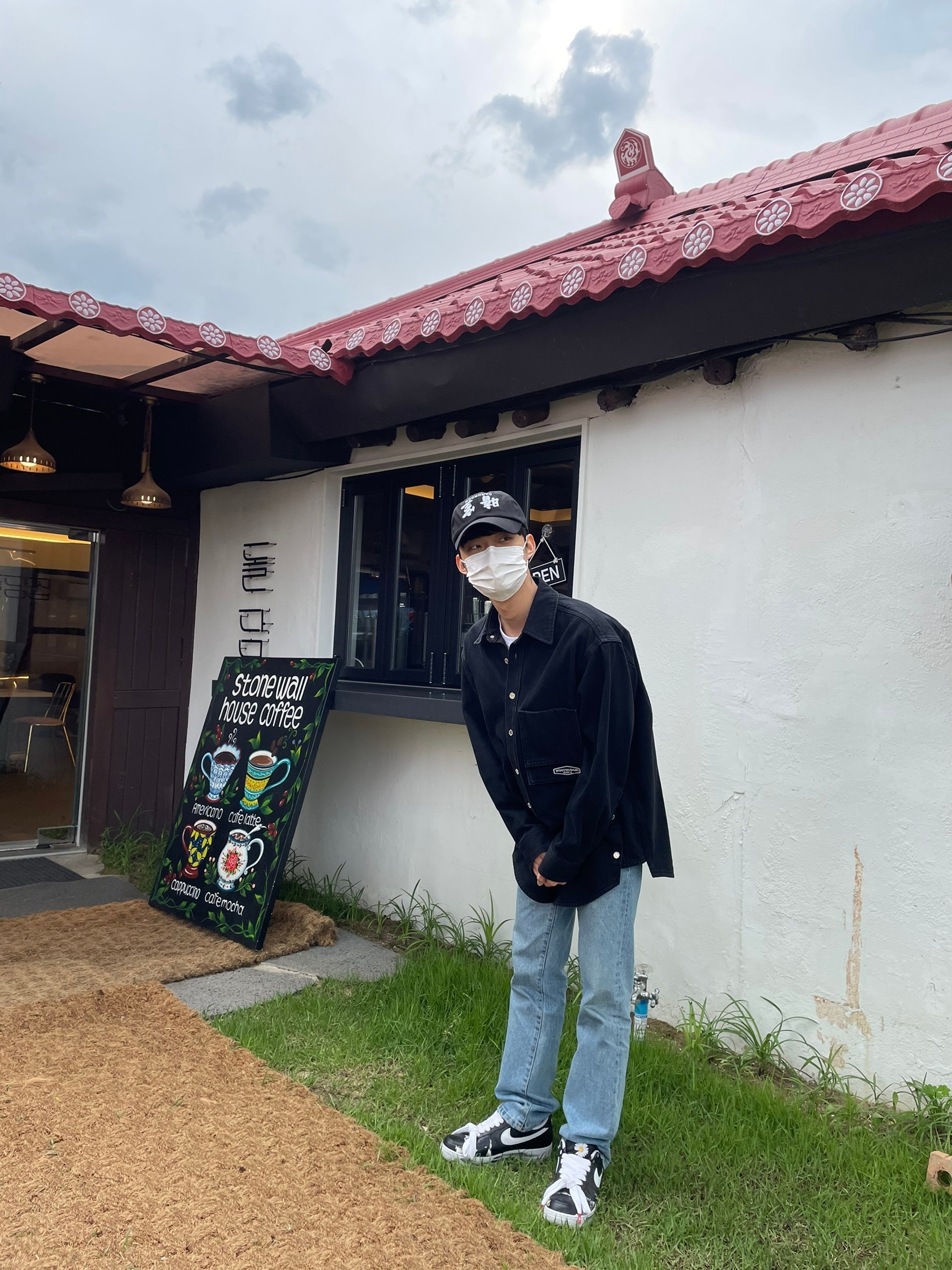 Nike x Peaceminusone Air Force 1 Low Para-Noise 착용 스타일