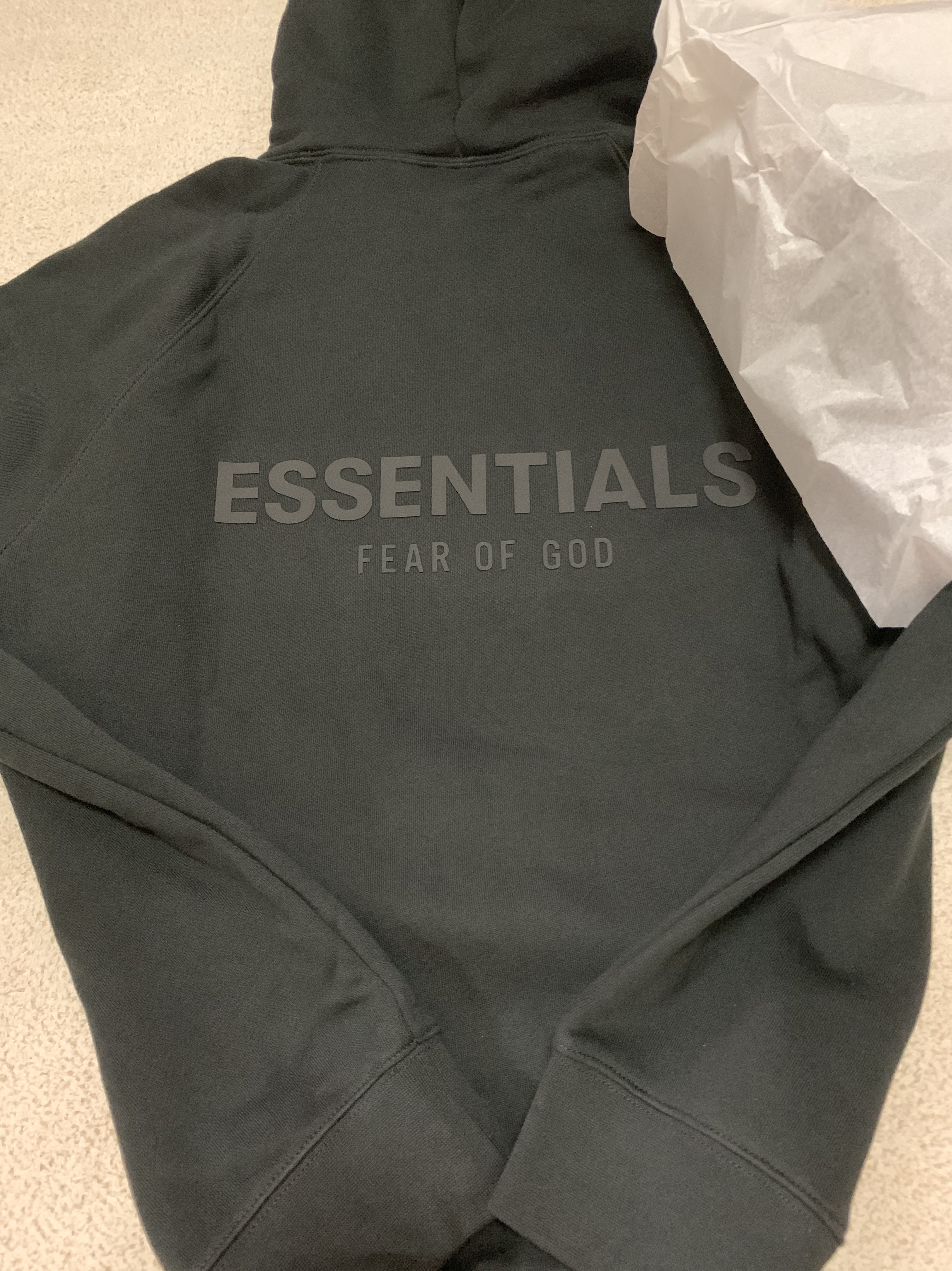 Essentials Pull-Over Hoodie Black - 21SS 착용 스타일