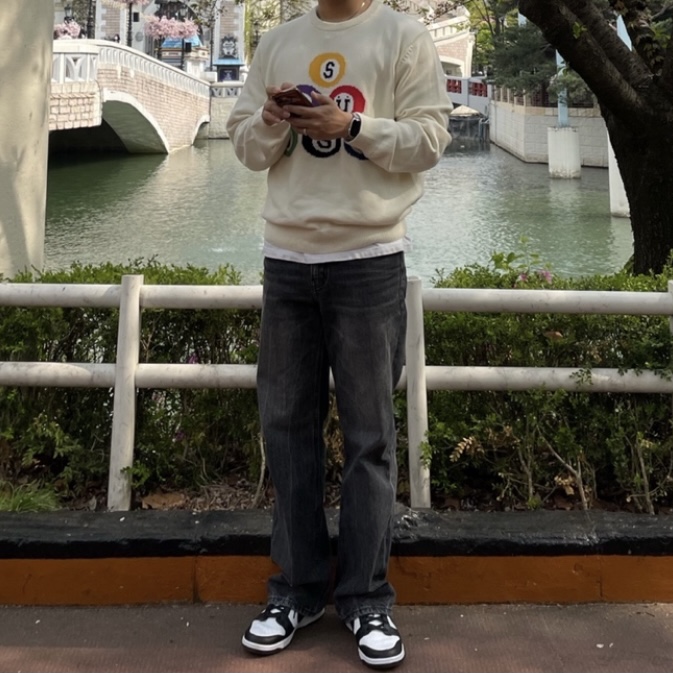Nike Dunk Low Retro Black, Stussy Billiard Sweater Natural 착용 스타일