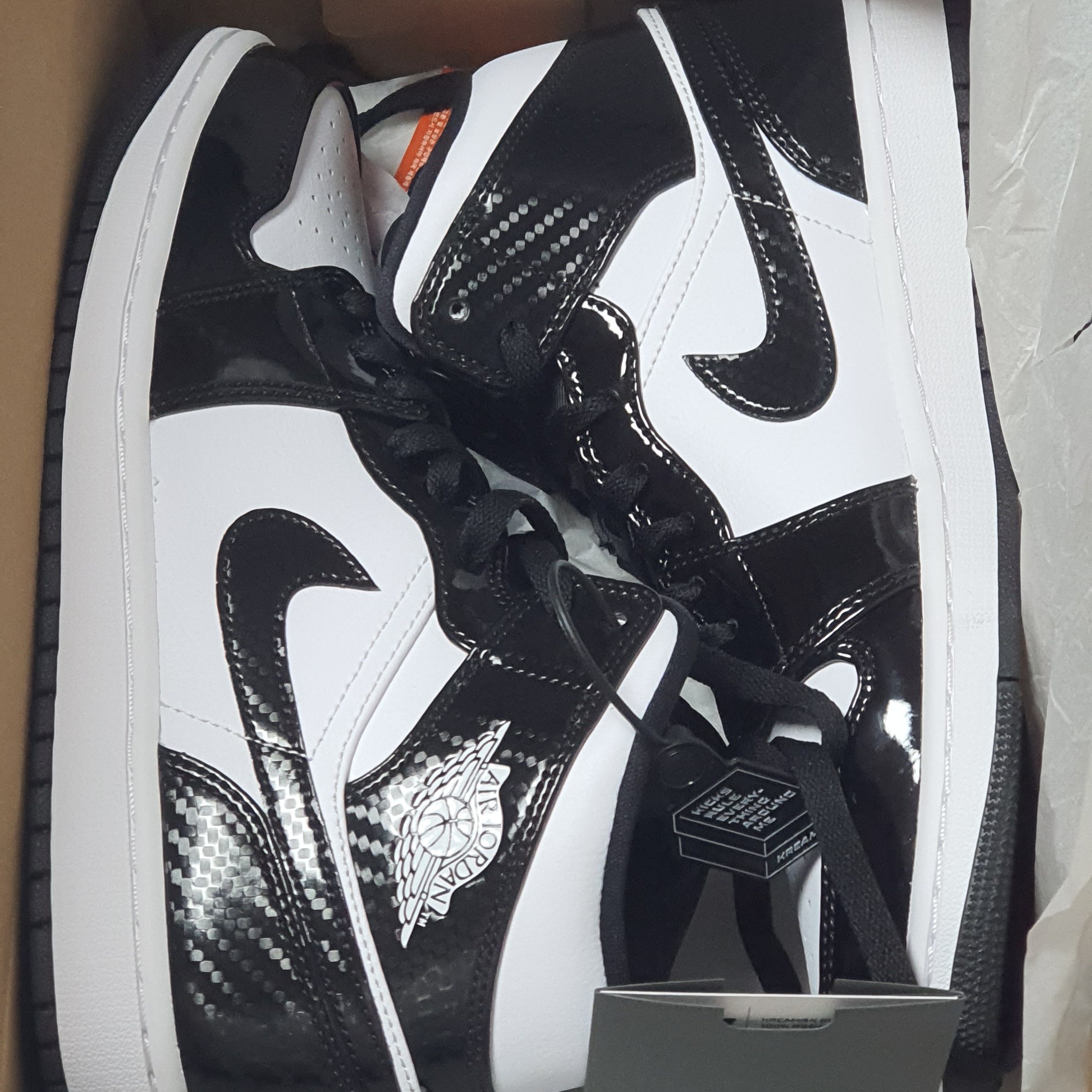 Jordan 1 Mid SE ASW Black 착용 스타일 - 1