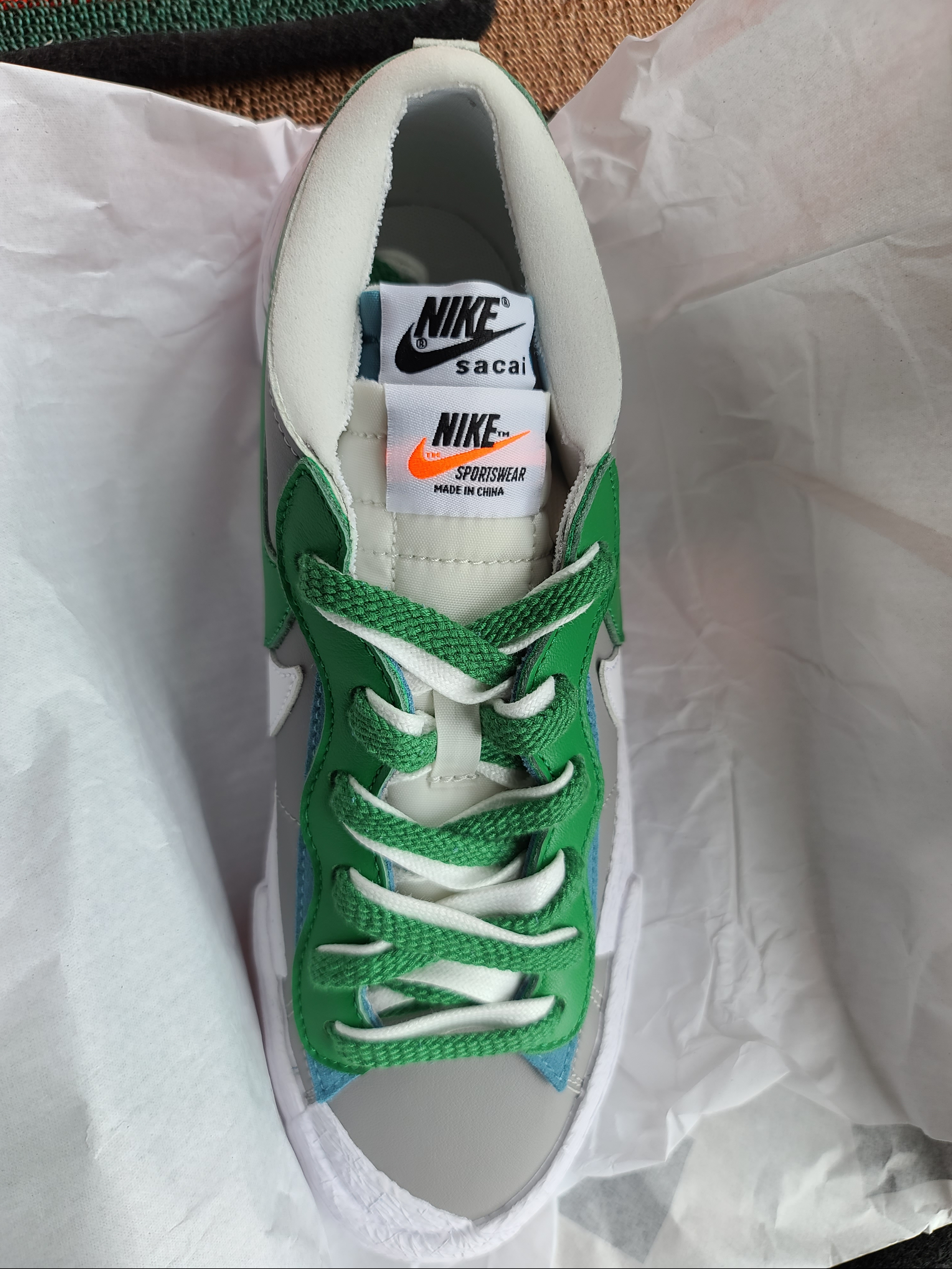 Nike x Sacai Blazer Low Classic Green 착용 스타일 - 3