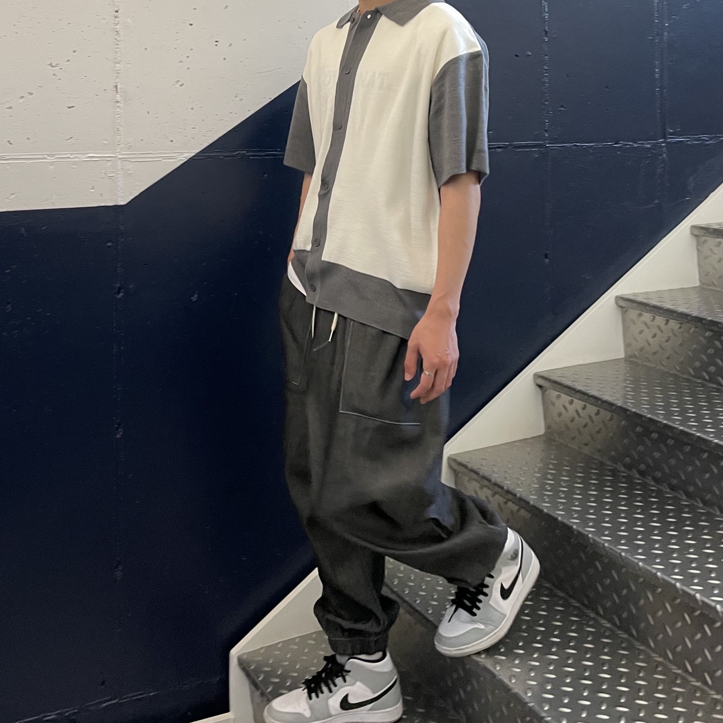 Jordan 1 Mid Light Smoke Grey 착용 스타일
