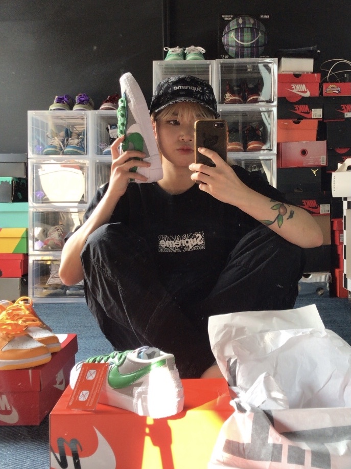 Supreme Bandana Camp Cap Black - 21SS, Supreme Bandana Box Logo T-Shirt Black - 19FW 착용 스타일 - 1