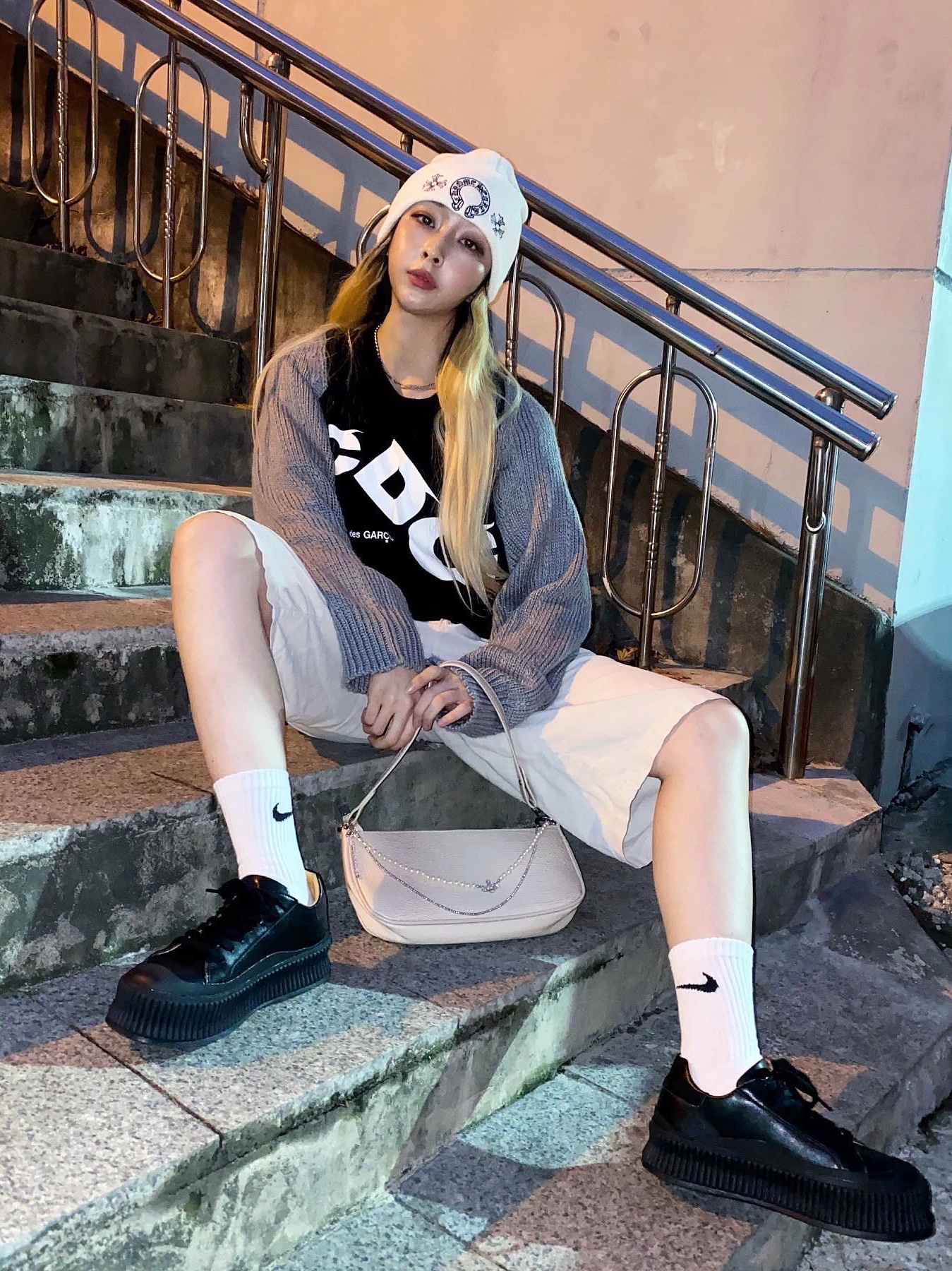 Nike x Drake Nocta Socks White (3 Pack) 착용 스타일 - 1
