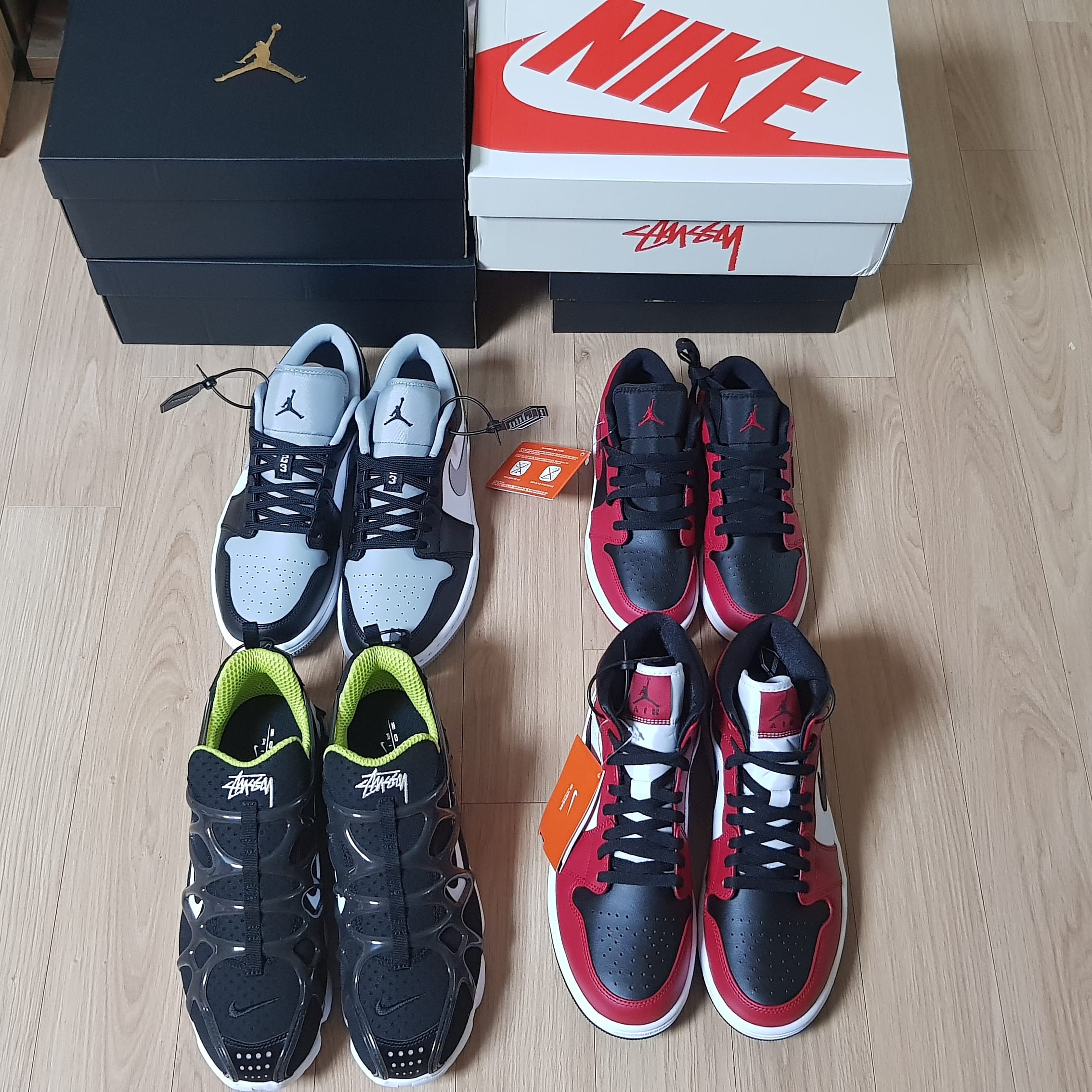 Nike x Stussy Air Zoom Spiridon Kukini Black, Jordan 1 Mid Chicago Black Toe 착용 스타일