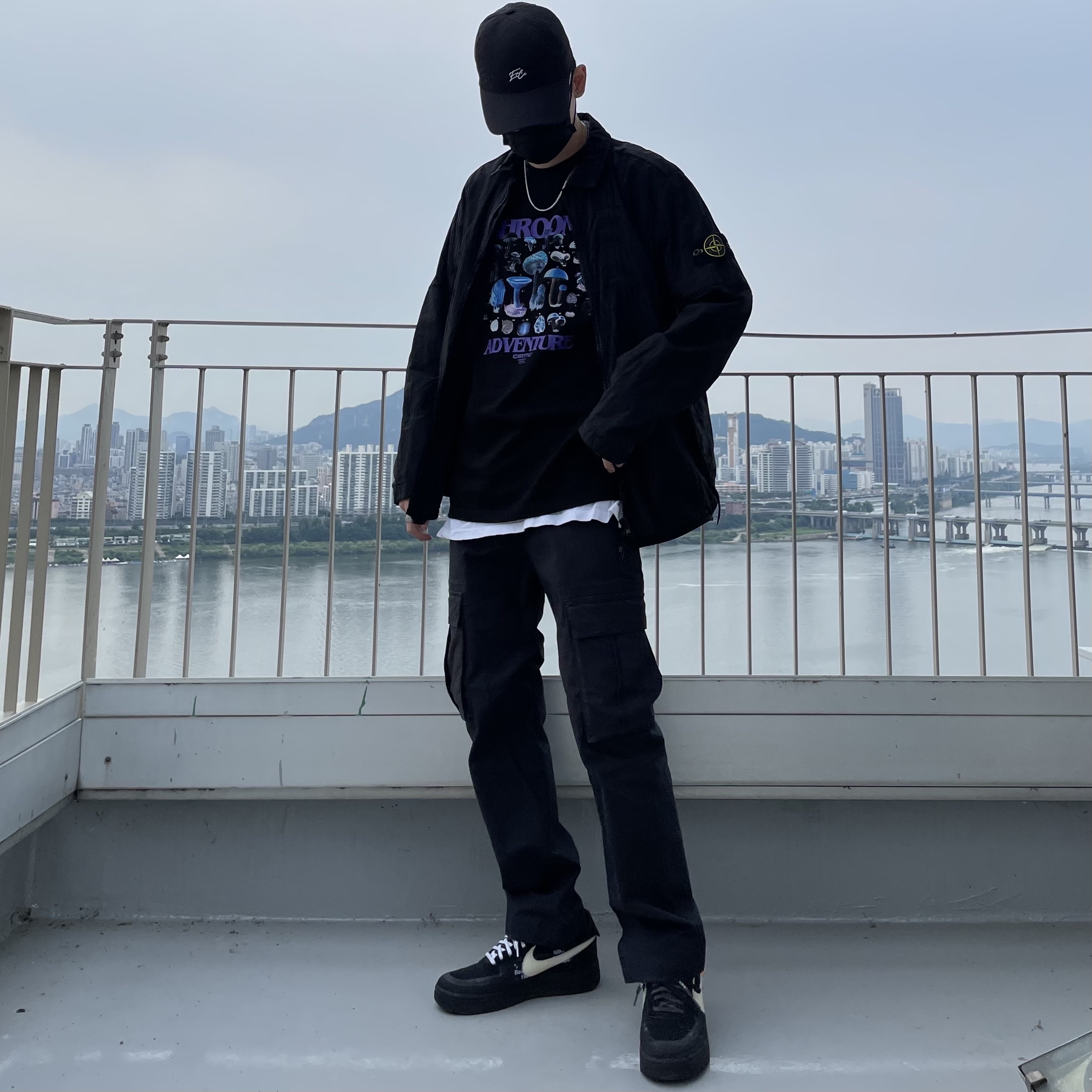 Nike x Off-White Air Force 1 Low Black White 착용 스타일 - 1