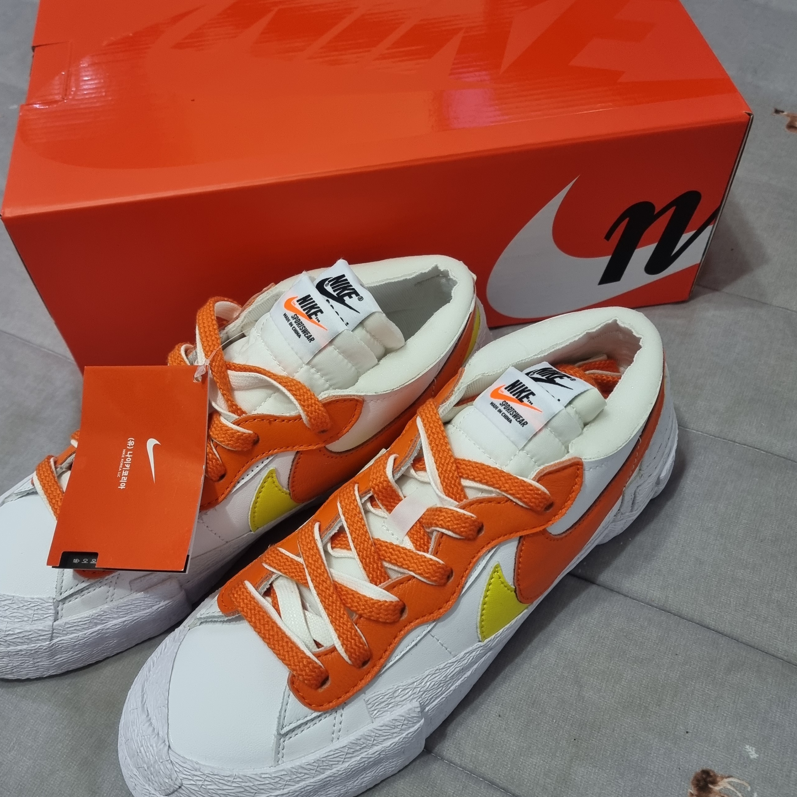 Nike x Sacai Blazer Low Magma Orange 착용 스타일