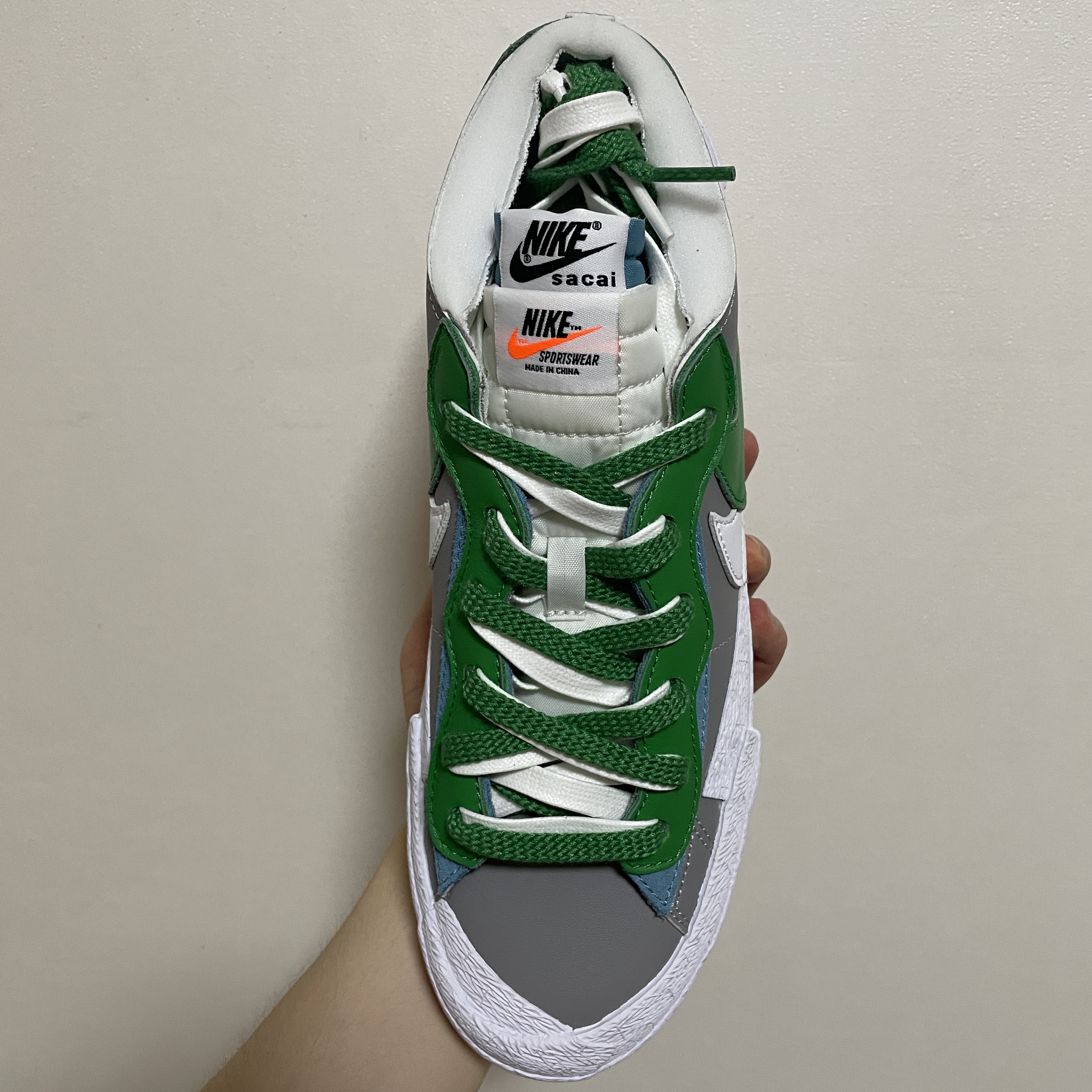 Nike x Sacai Blazer Low Classic Green 착용 스타일 - 3