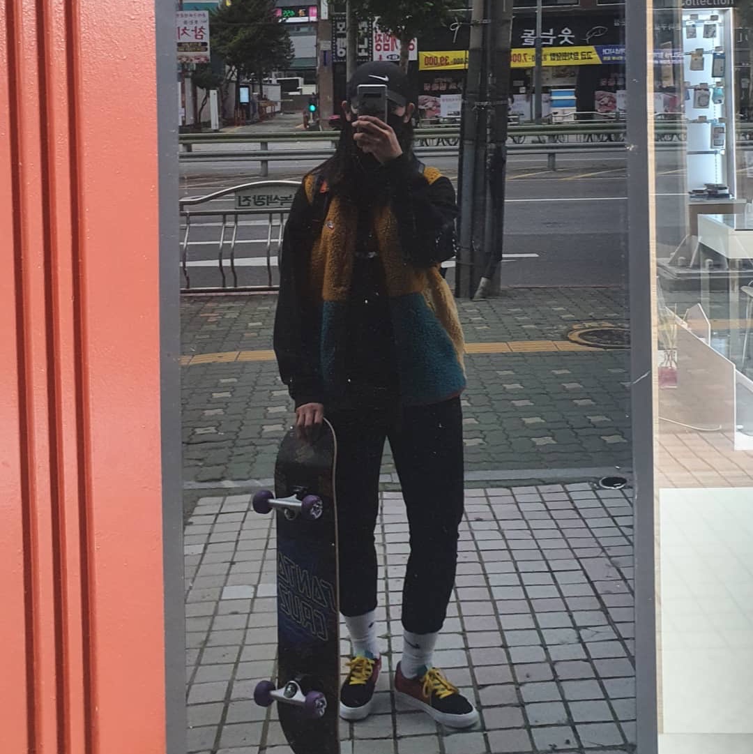 Vans x The Simpsons Sk8-Low 착용 스타일