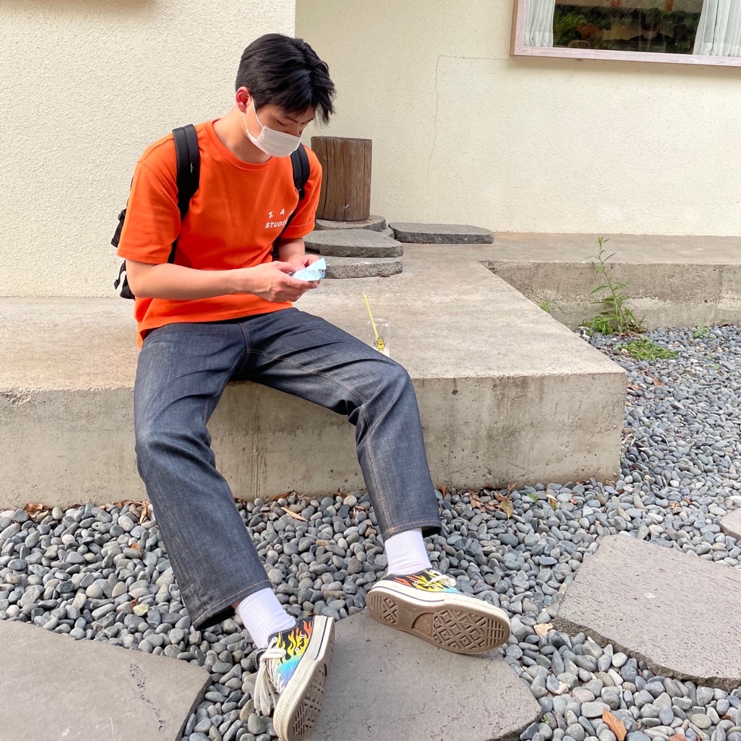 IAB Studio T-Shirt Orange, Converse Chuck 70 Ox Flaming Archive Print 착용 스타일