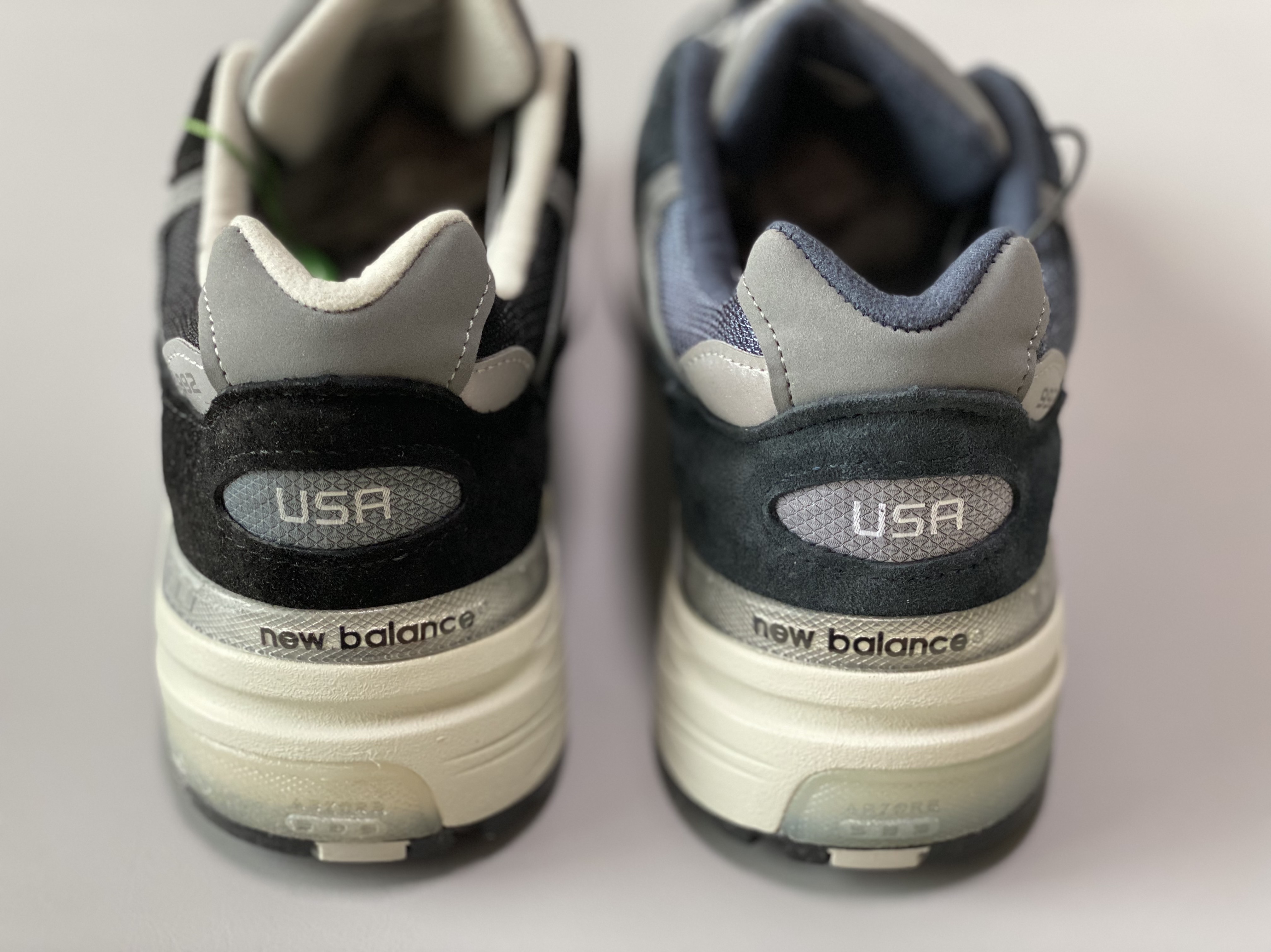 New Balance 992 Made in USA Black Grey, New Balance 992 Made in USA Navy 착용 스타일 - 4