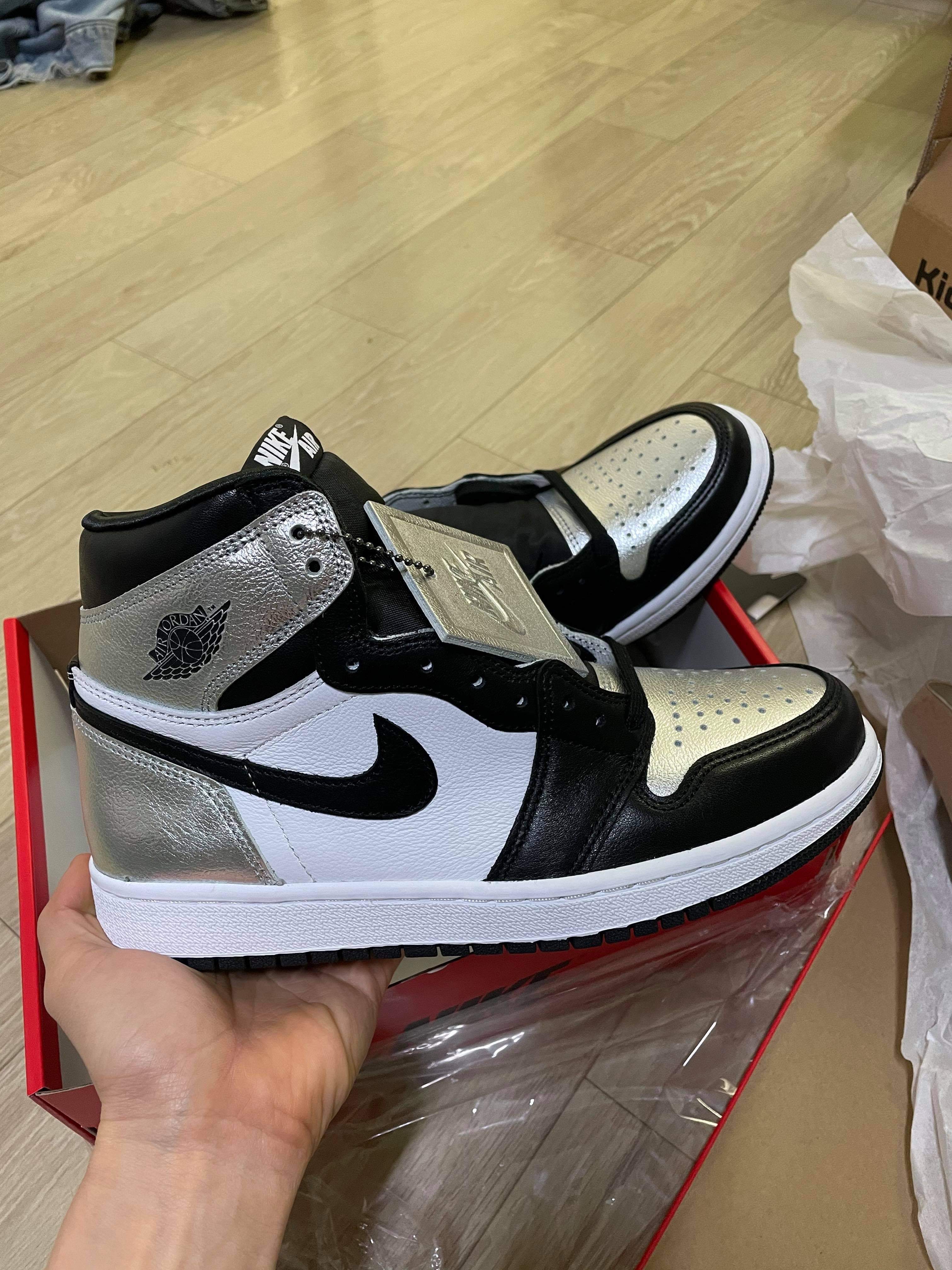 (W) Jordan 1 Retro High OG Silver Toe 착용 스타일