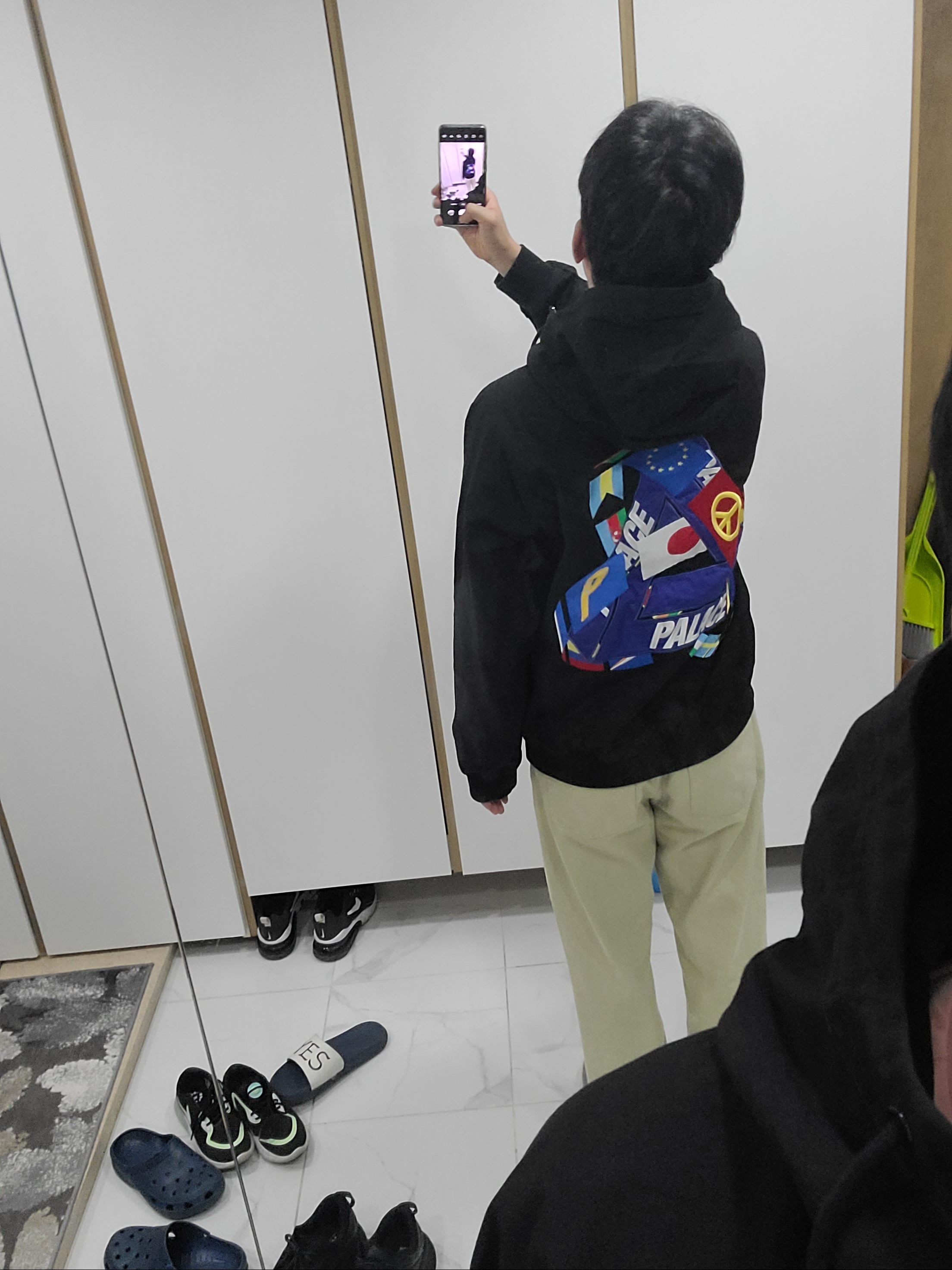 Palace Tri-Flag Hooded Jacket Black - 21SS 착용 스타일 - 3