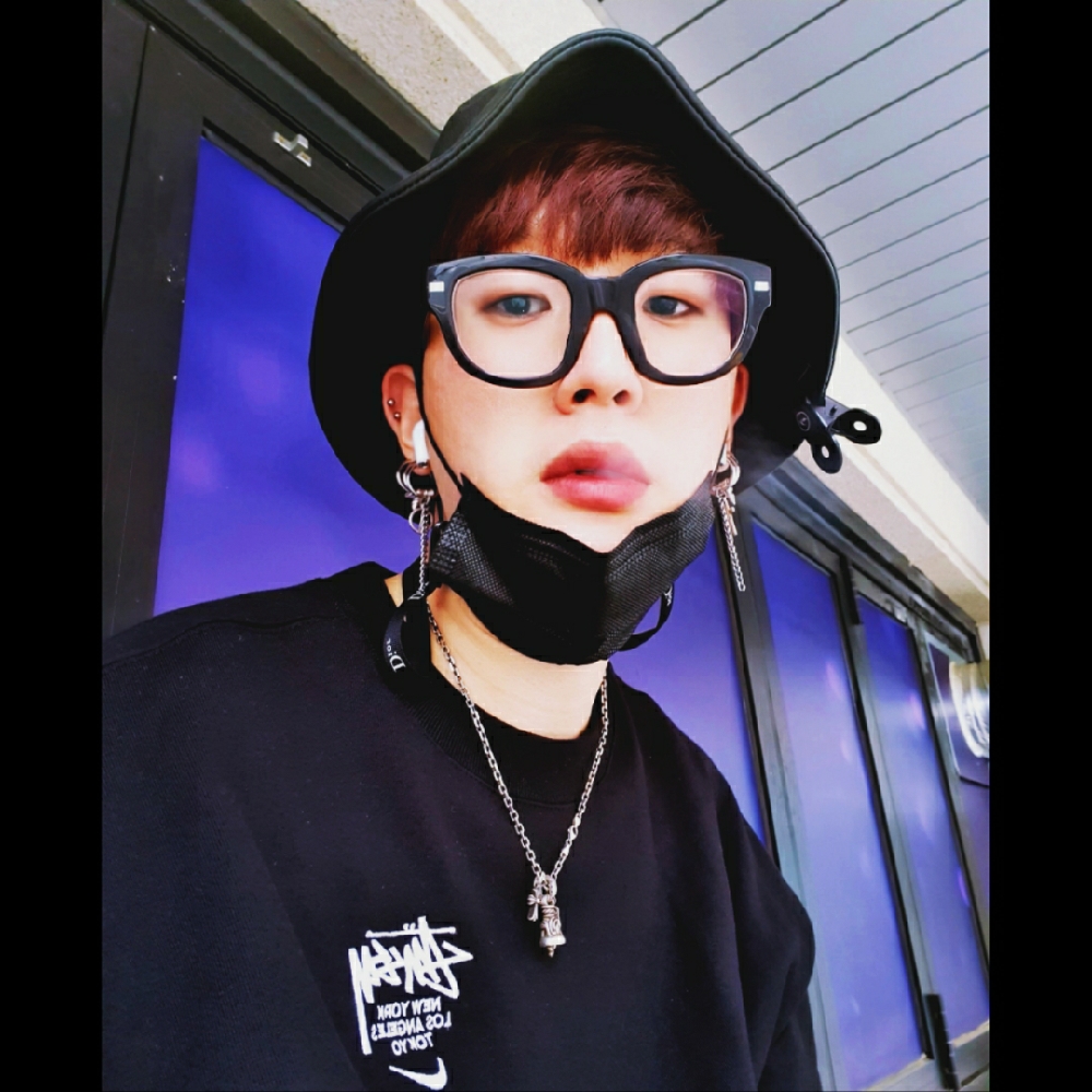 KREAM 프로필 이미지