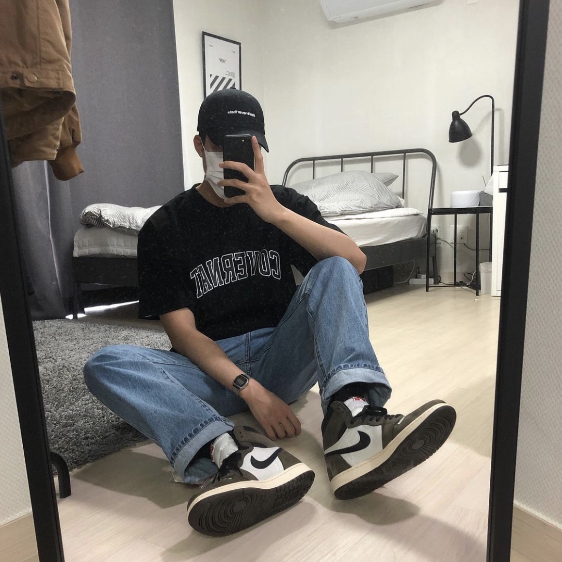 Jordan 1 x Travis Scott Retro High OG SP Mocha 착용 스타일