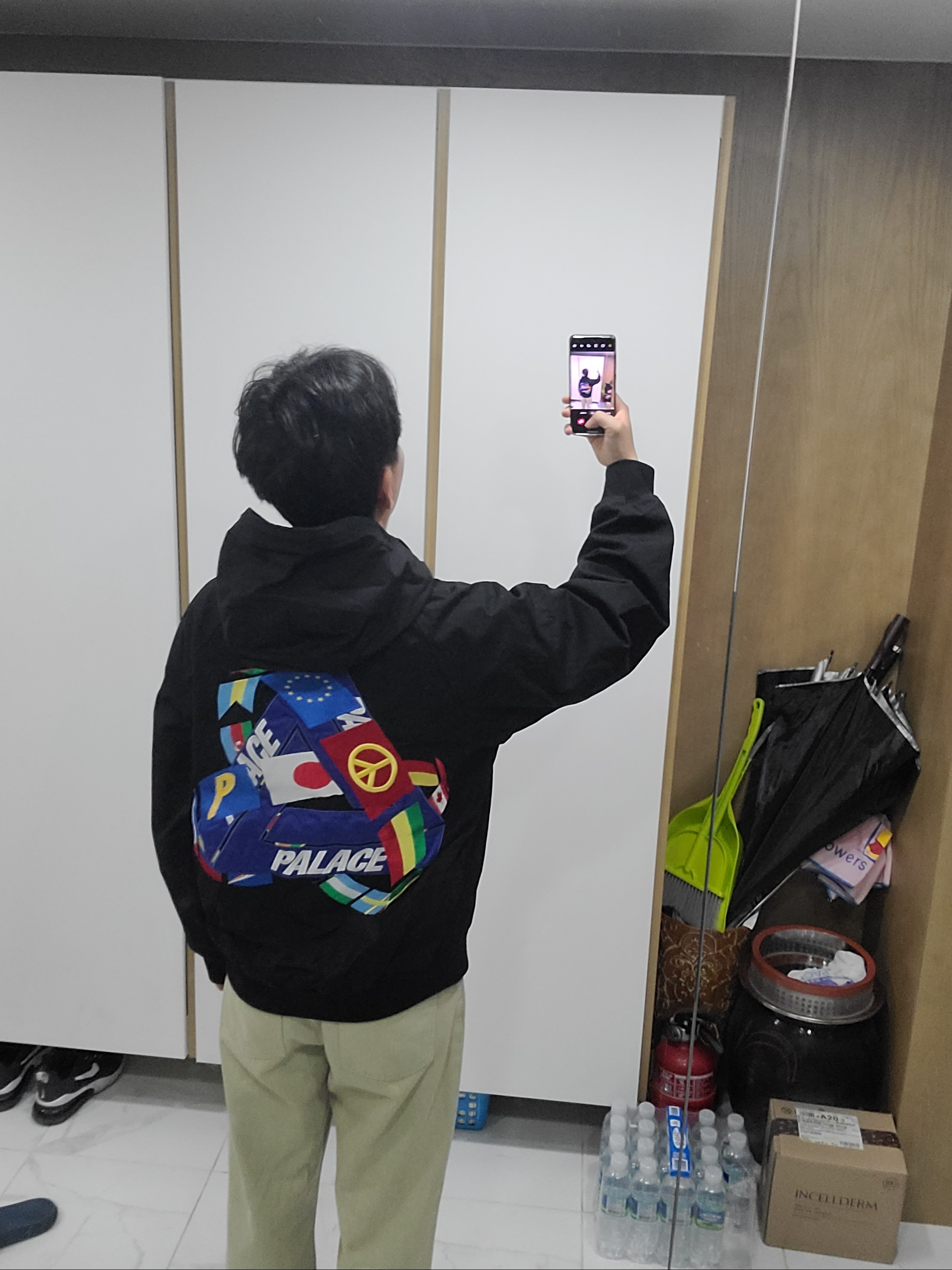 Palace Tri-Flag Hooded Jacket Black - 21SS 착용 스타일 - 2