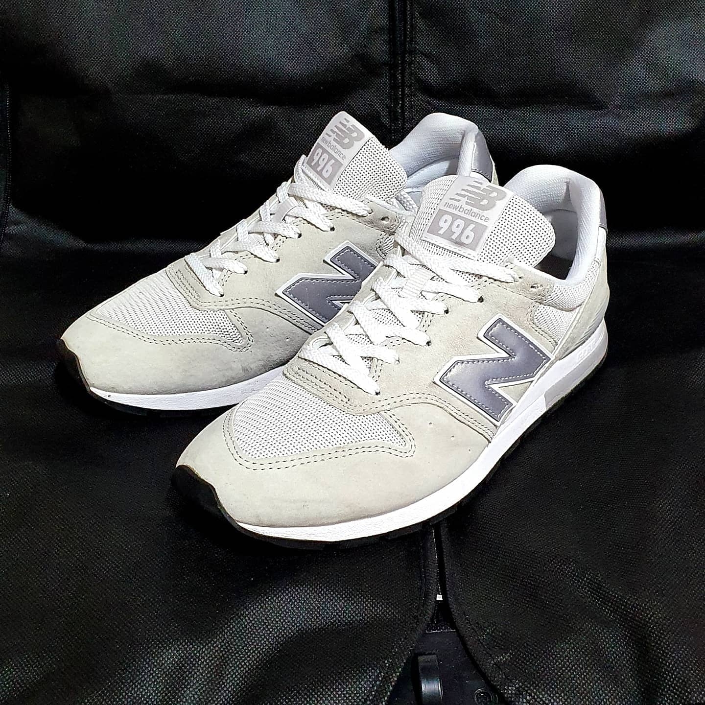 New Balance 996 Ivory White 착용 스타일 - 1