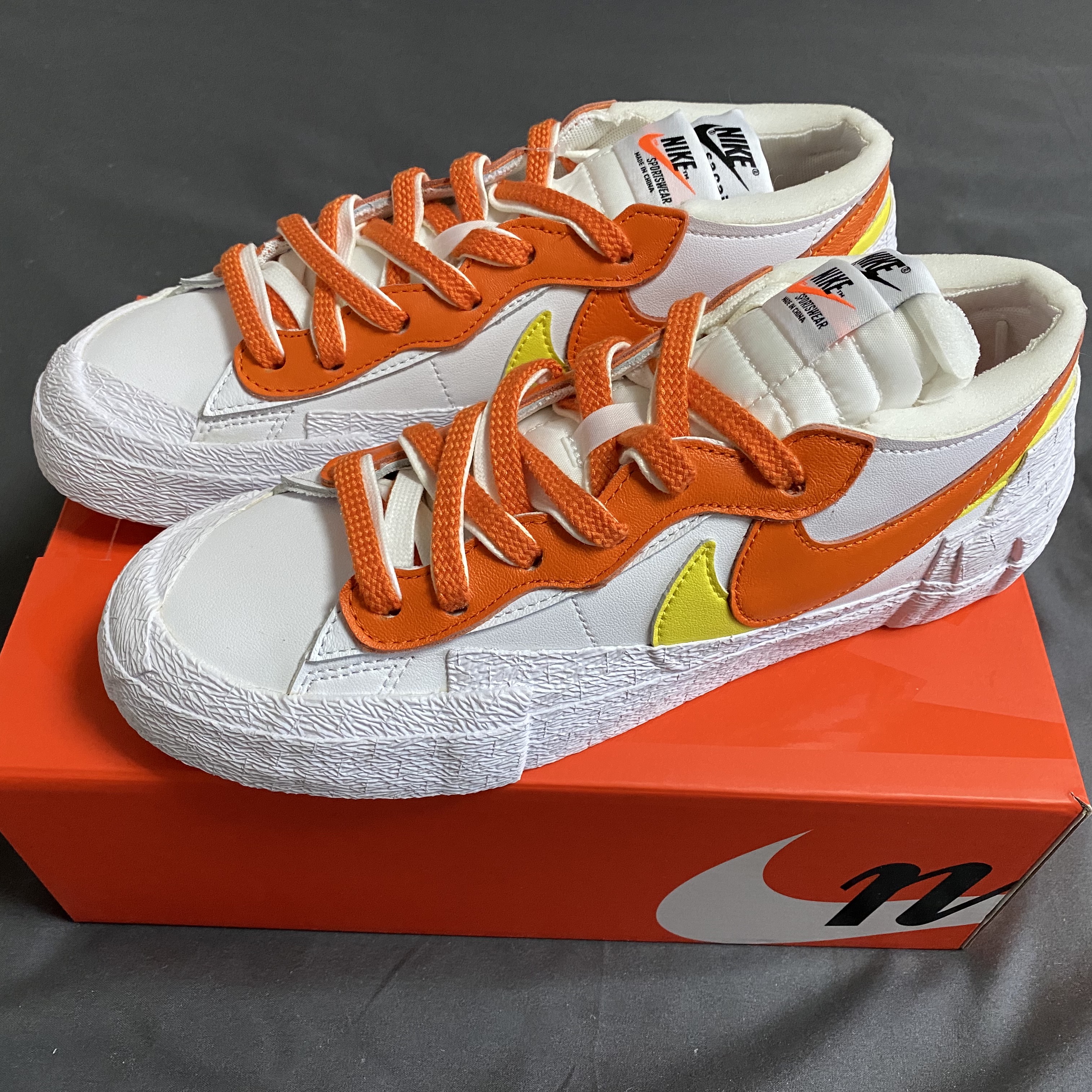 Nike x Sacai Blazer Low Magma Orange 착용 스타일