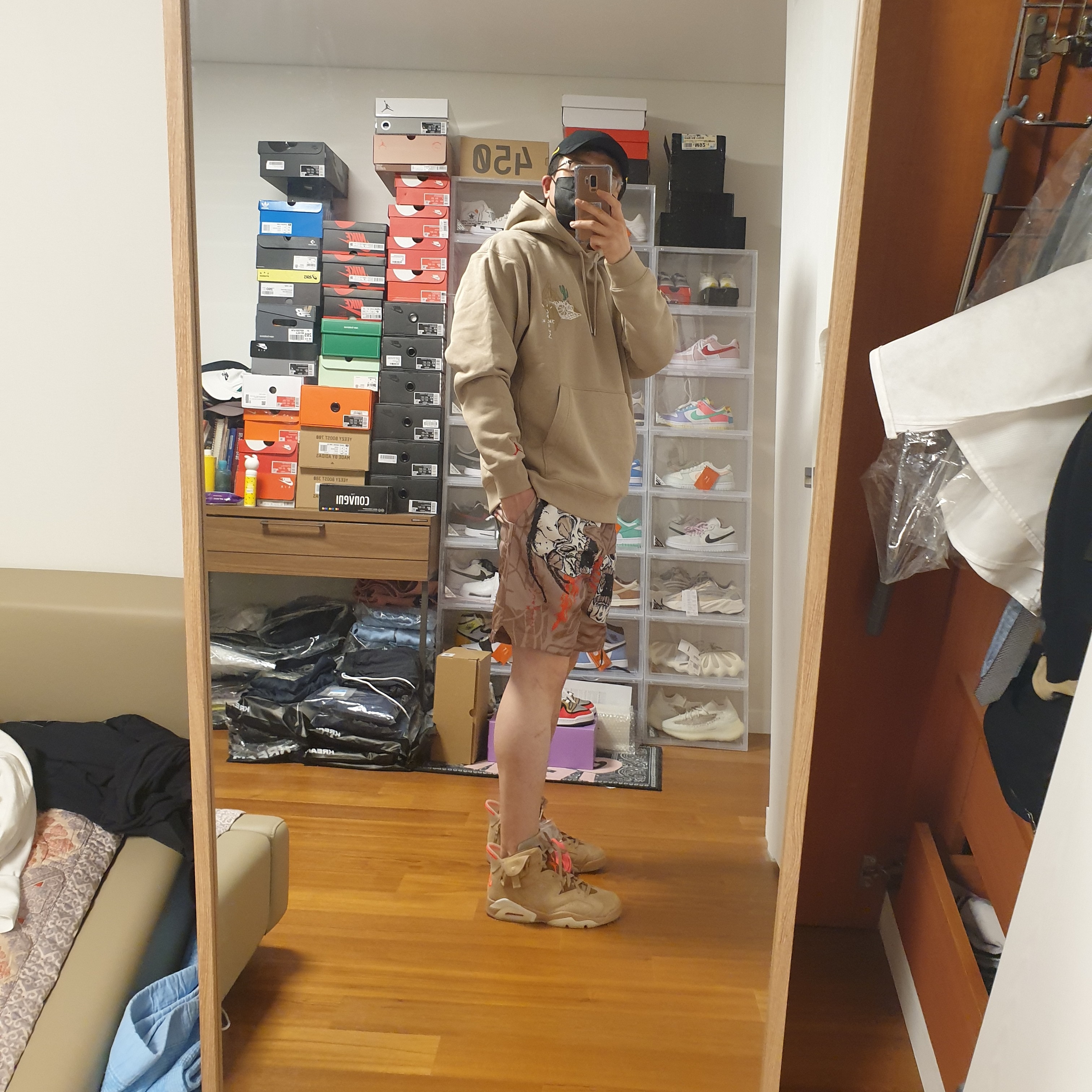 Jordan 6 x Travis Scott Retro SP British Khaki, Jordan x Travis Scott Pool Shorts - Asia 착용 스타일 - 3