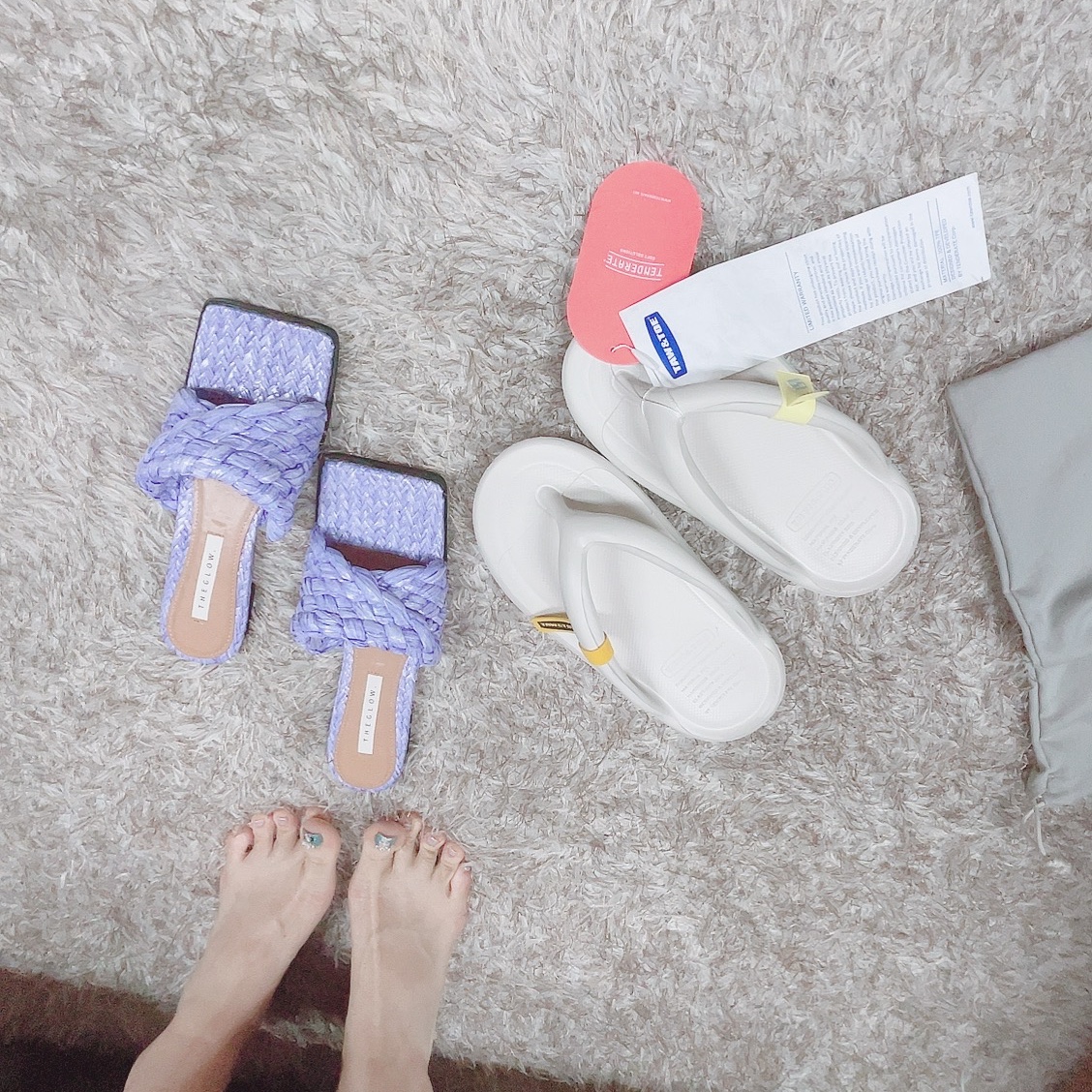 New Balance x Taw&Toe Flip Flop Ivory 착용 스타일 - 2
