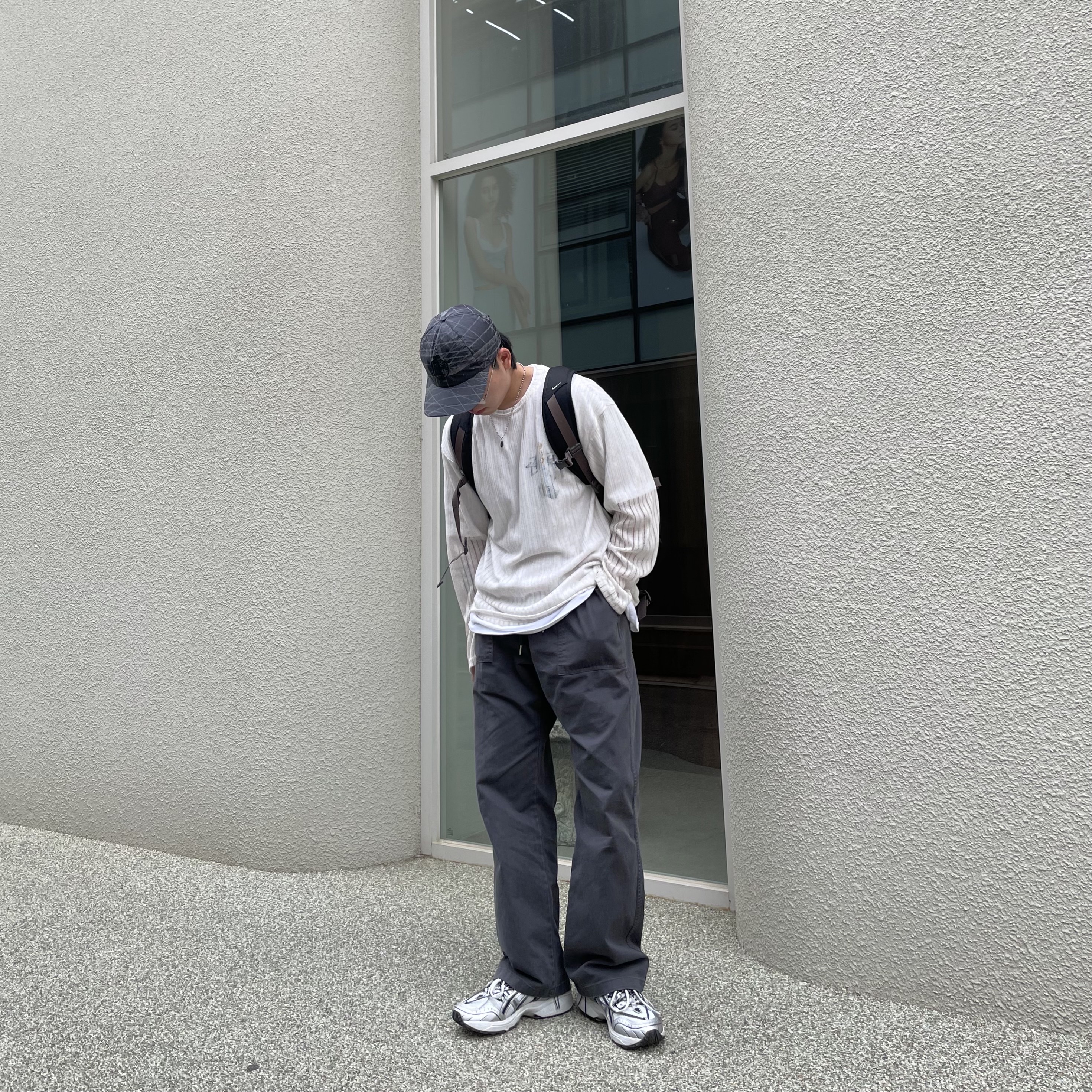 Asics x Andersson Bell Gel-1090 Glacier Grey Silver, Stussy Reflection T-Shirt White 착용 스타일 - 2