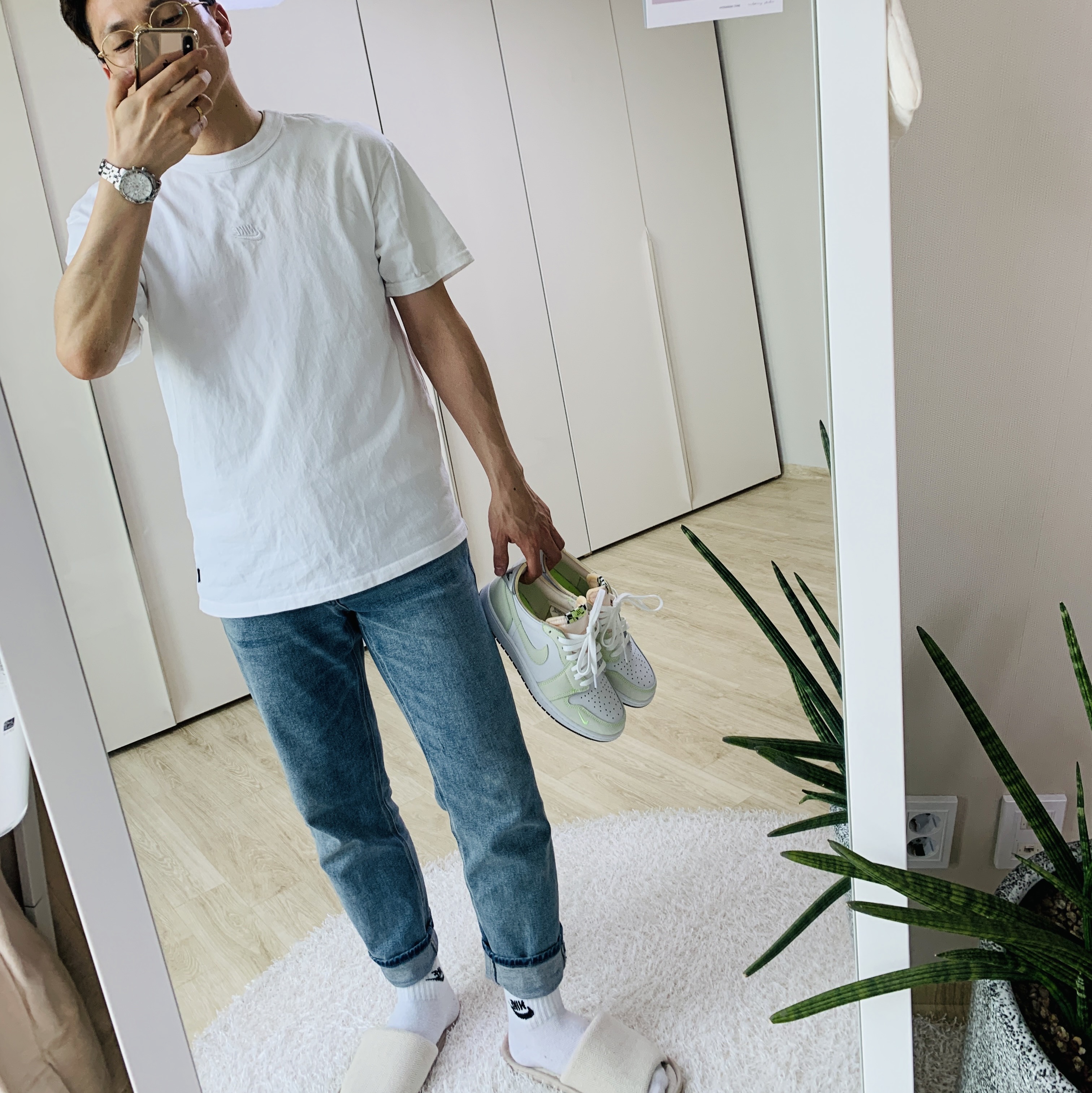 Jordan 1 Low OG Ghost Green 착용 스타일