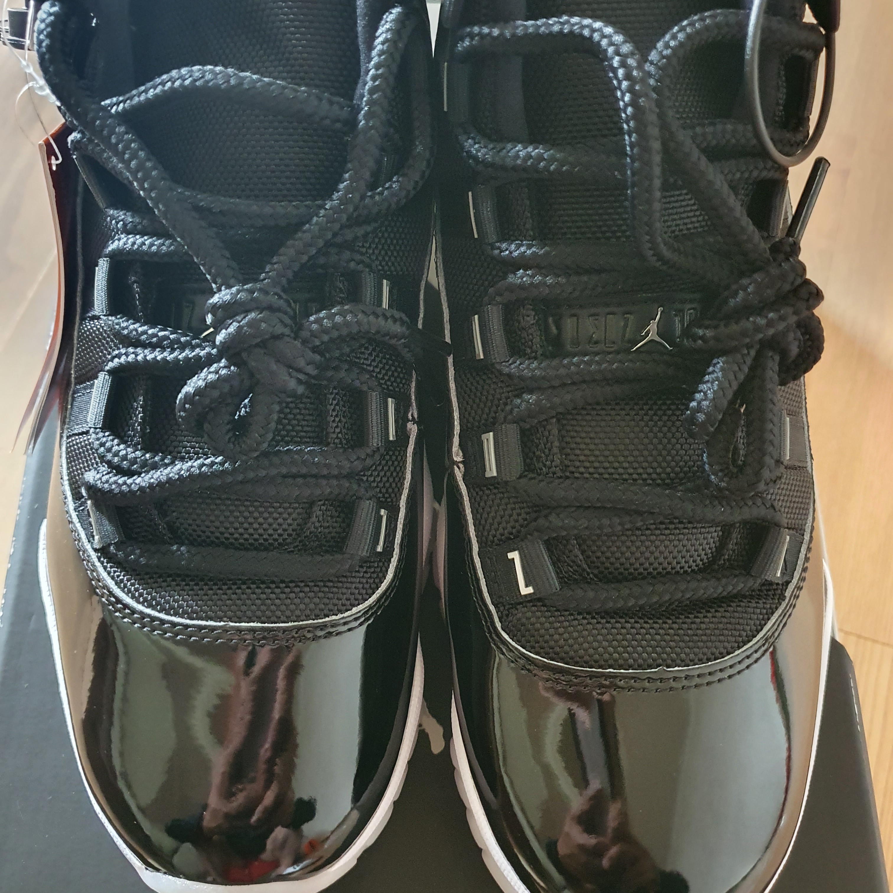 Jordan 11 Retro Jubilee 착용 스타일 - 4