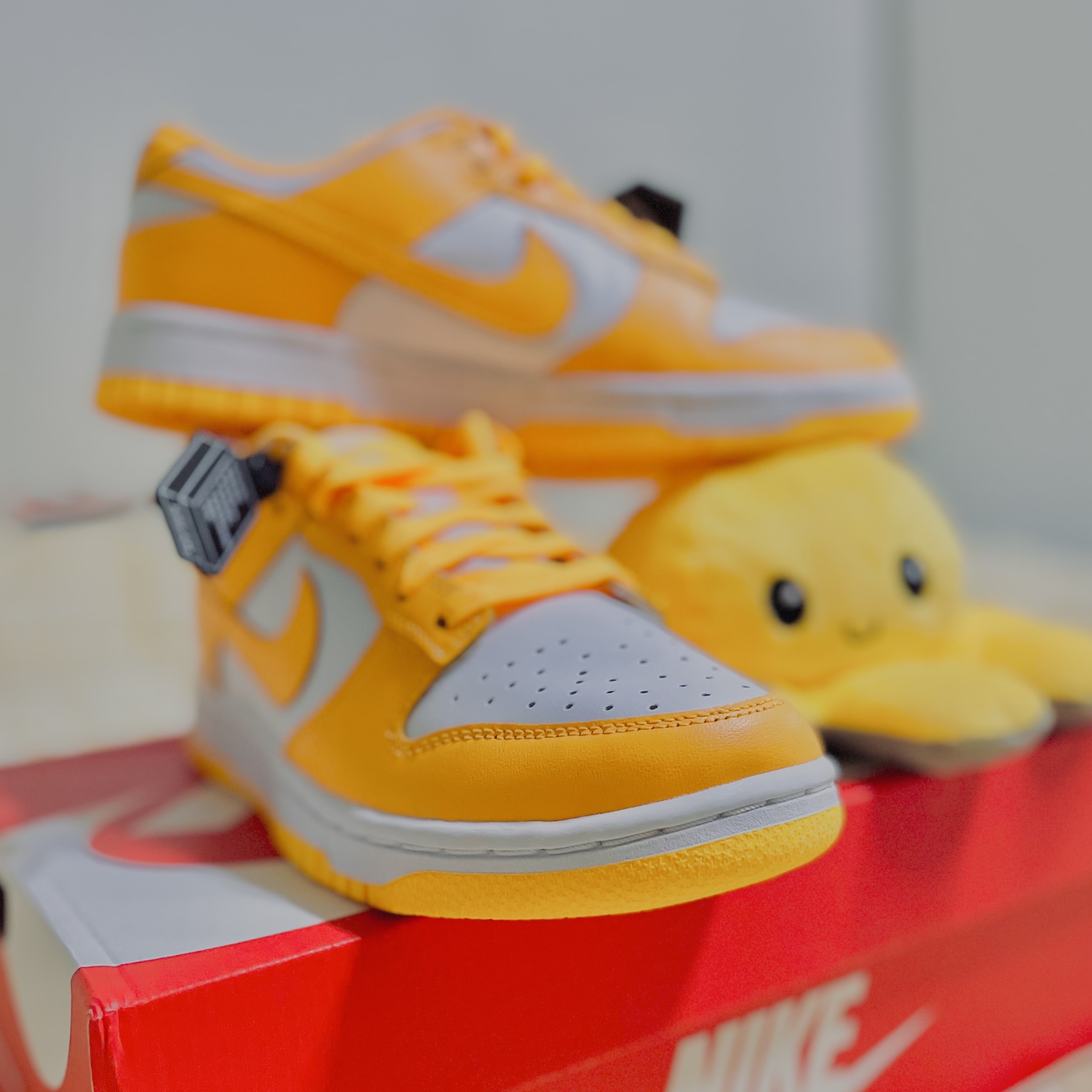 (W) Nike Dunk Low Laser Orange 착용 스타일