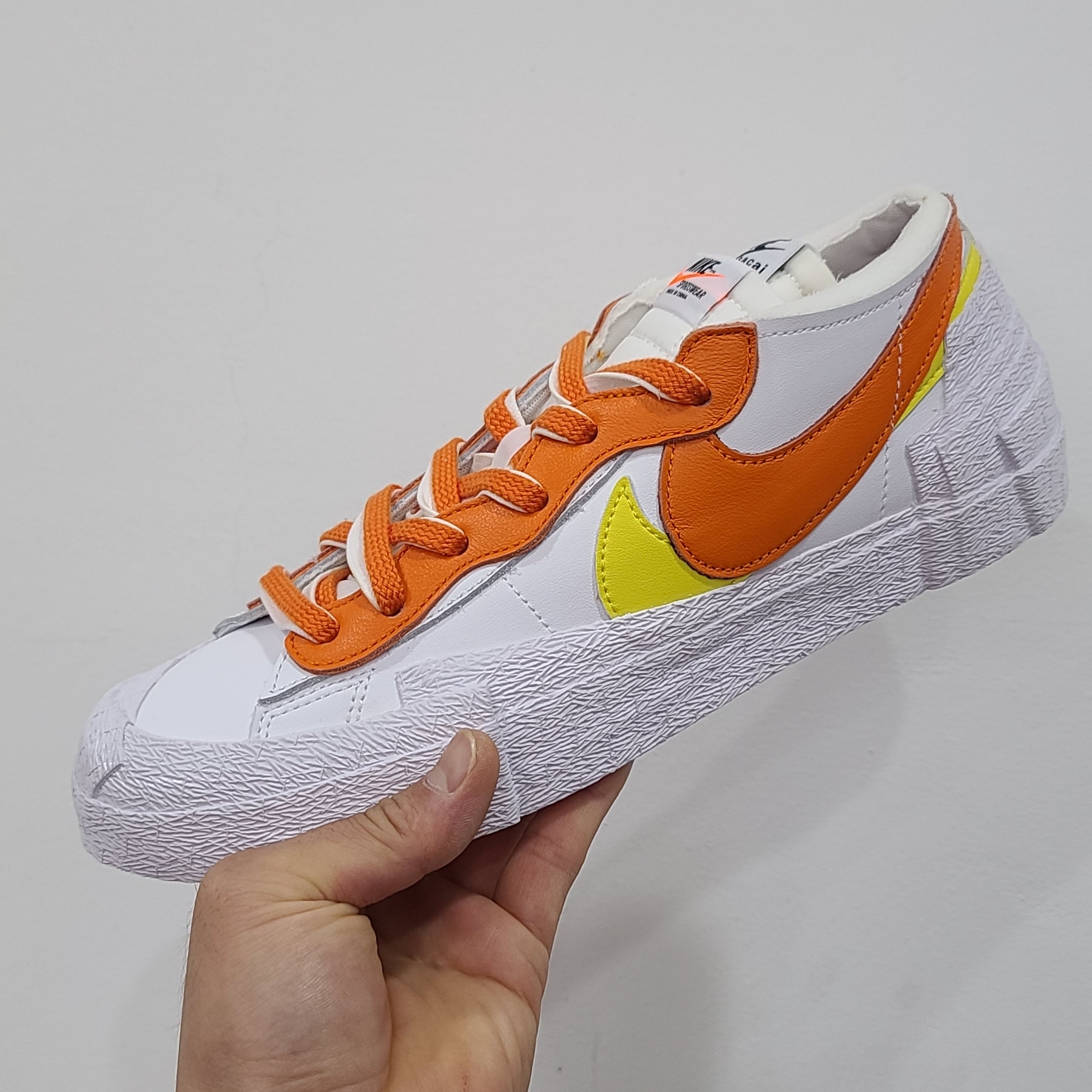 Nike x Sacai Blazer Low Magma Orange 착용 스타일
