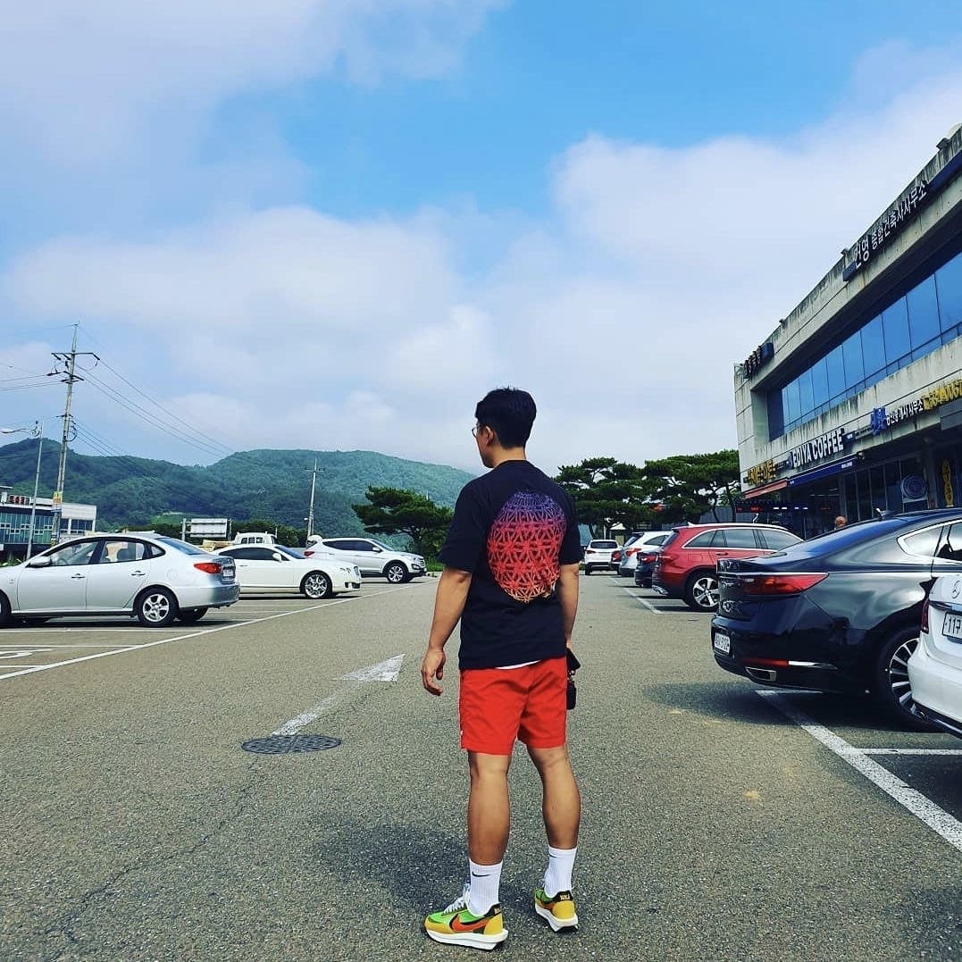 Nike x Sacai LDWaffle Green Multi 착용 스타일