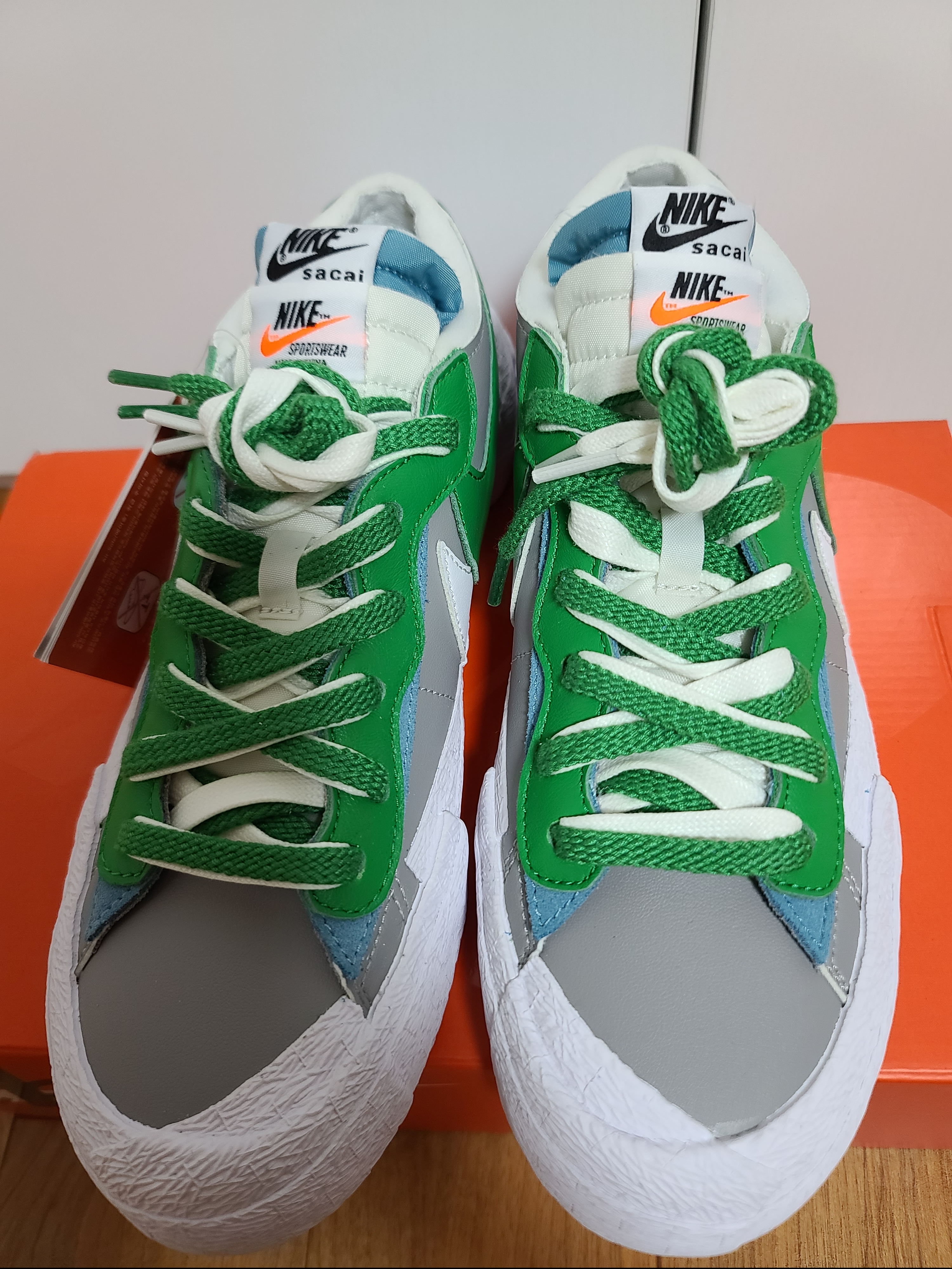 Nike x Sacai Blazer Low Classic Green 착용 스타일 - 2