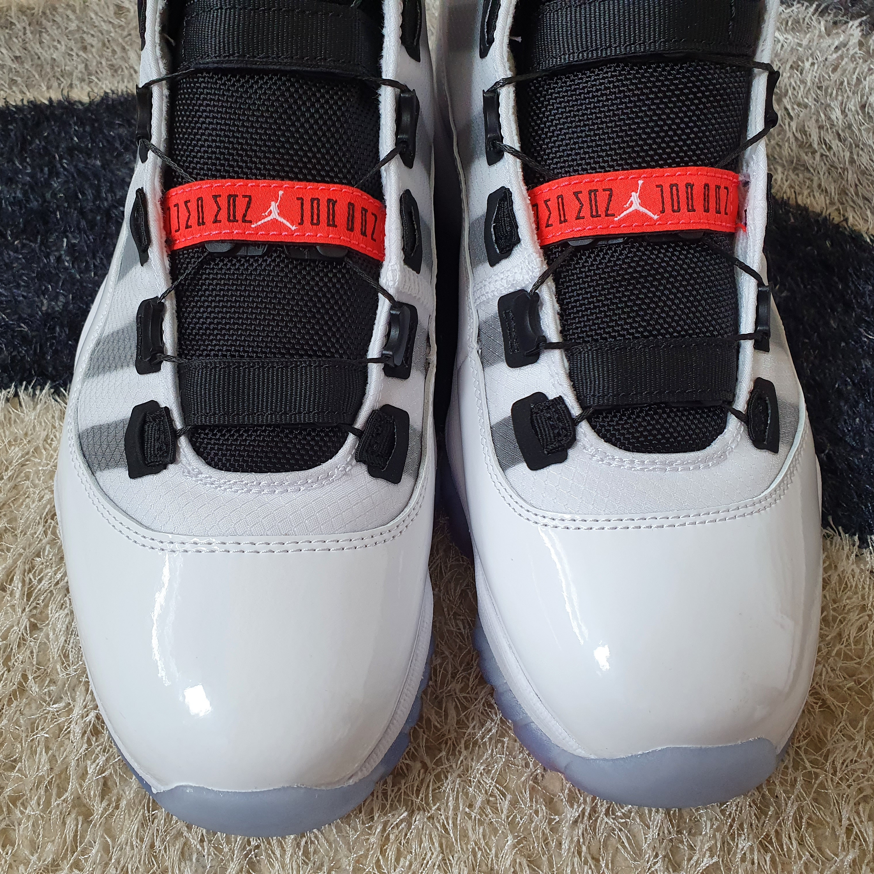 Jordan 11 Adapt (KR Charger) 착용 스타일 - 4