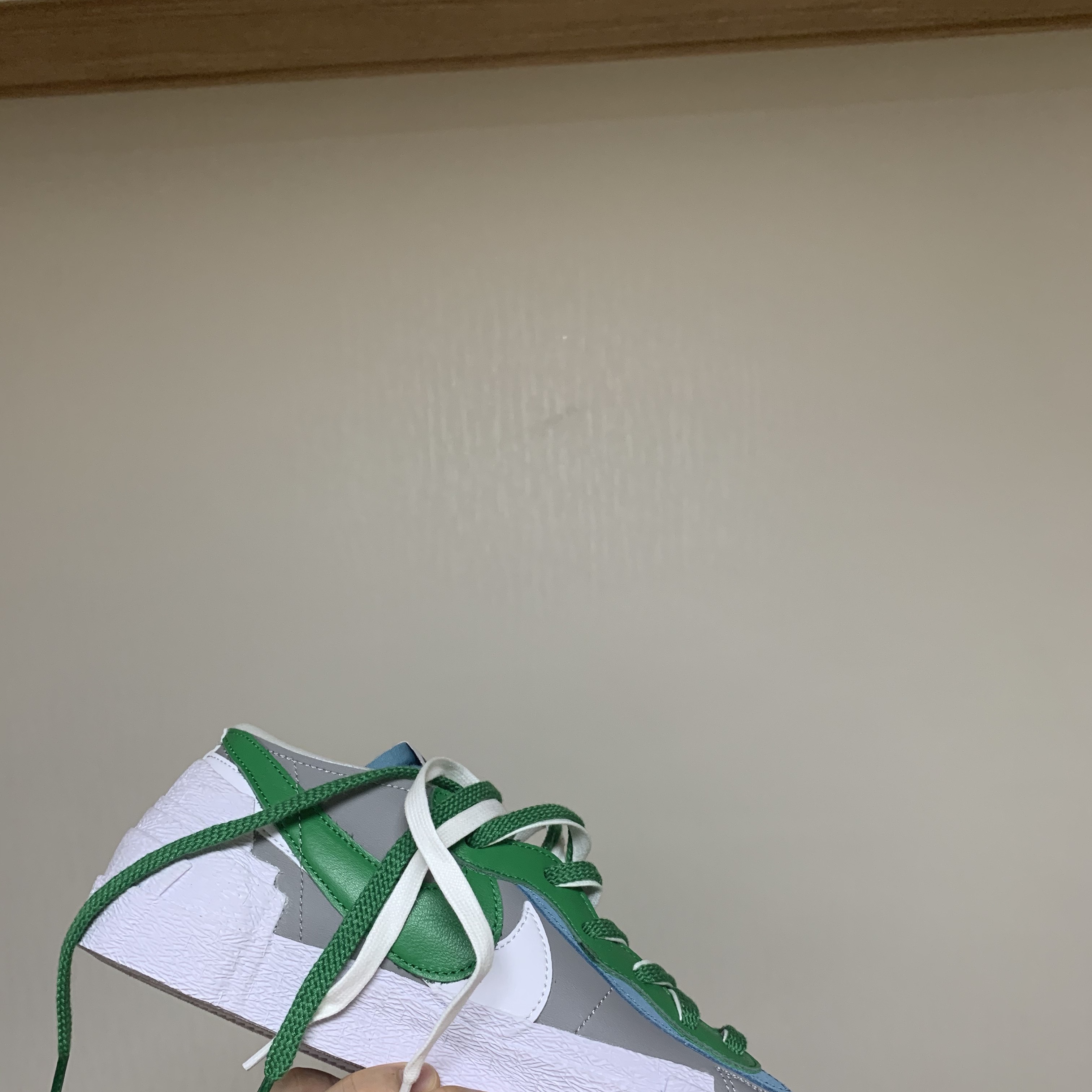 Nike x Sacai Blazer Low Classic Green 착용 스타일 - 2