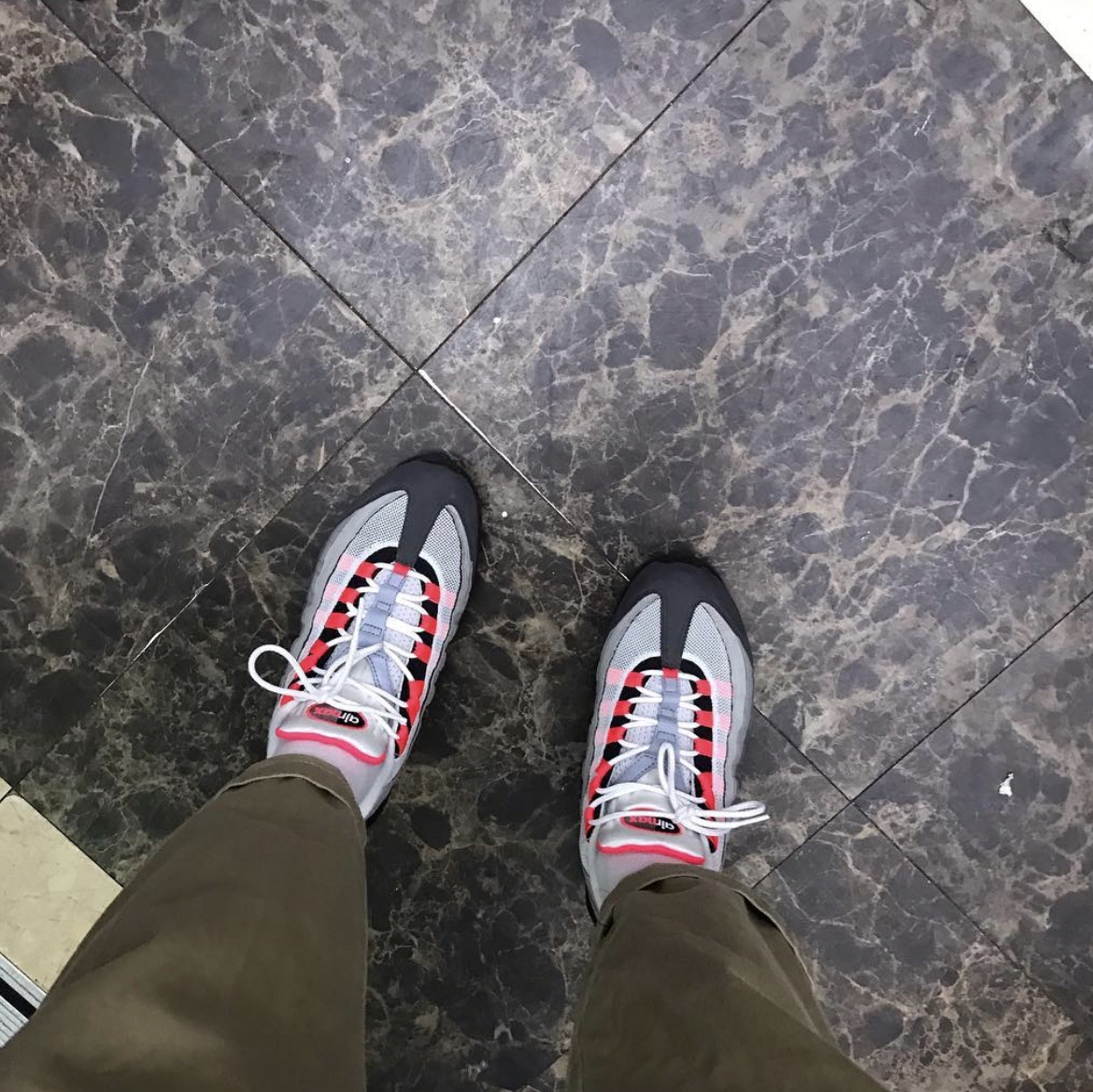 Nike Air Max 95 OG Solar Red 2018 착용 스타일