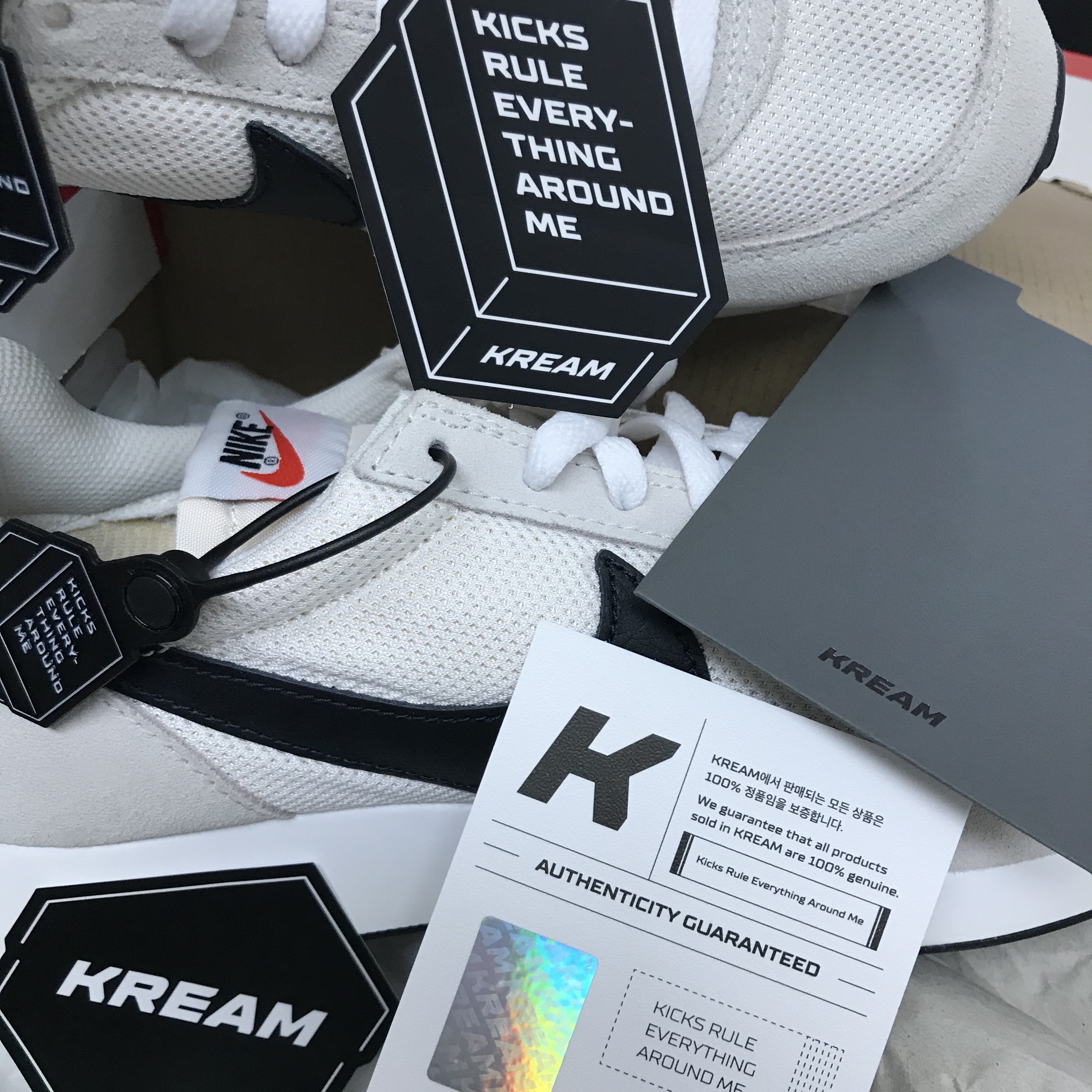 Nike Air Tailwind 79 White Phantom Black 착용 스타일 - 1