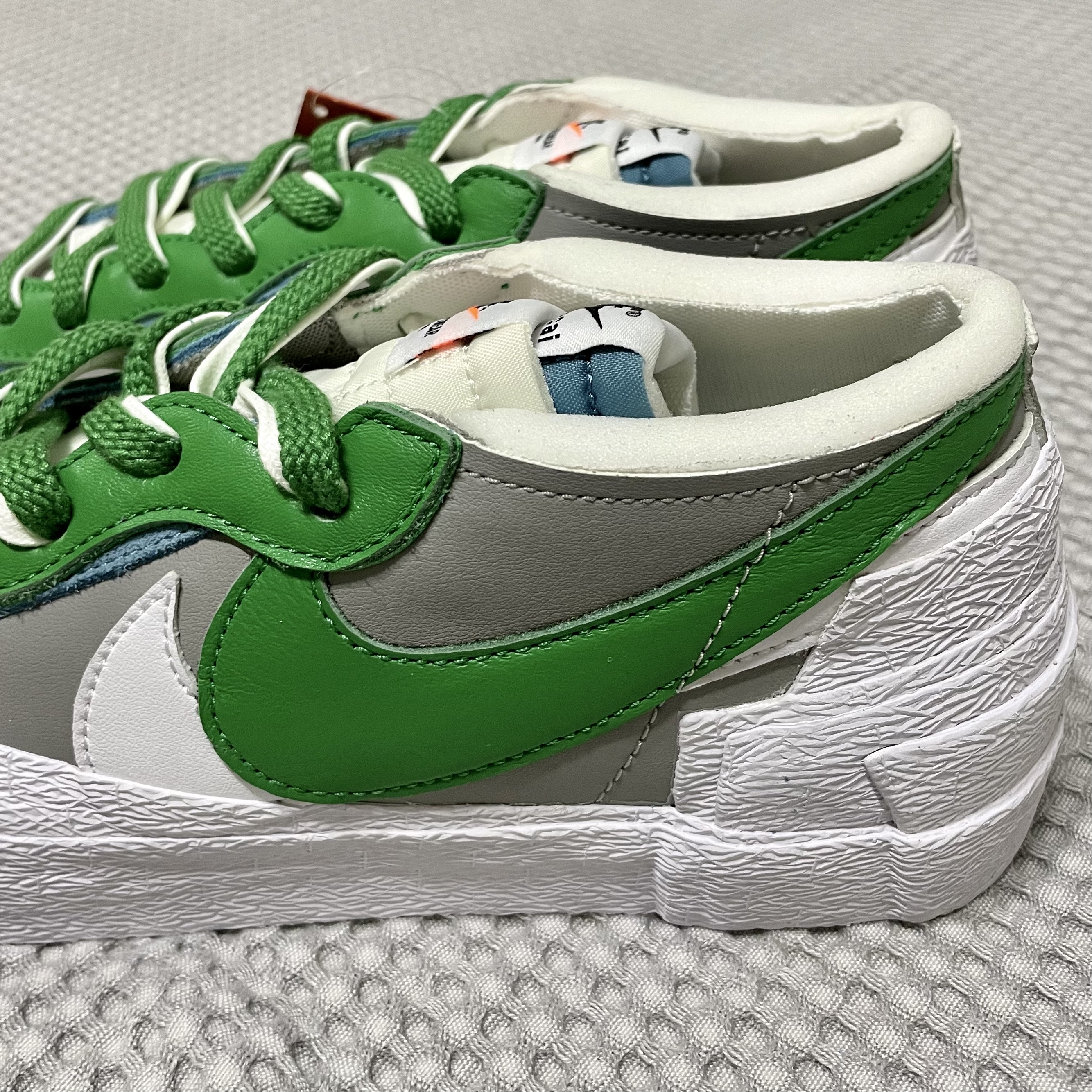 Nike x Sacai Blazer Low Classic Green 착용 스타일 - 2