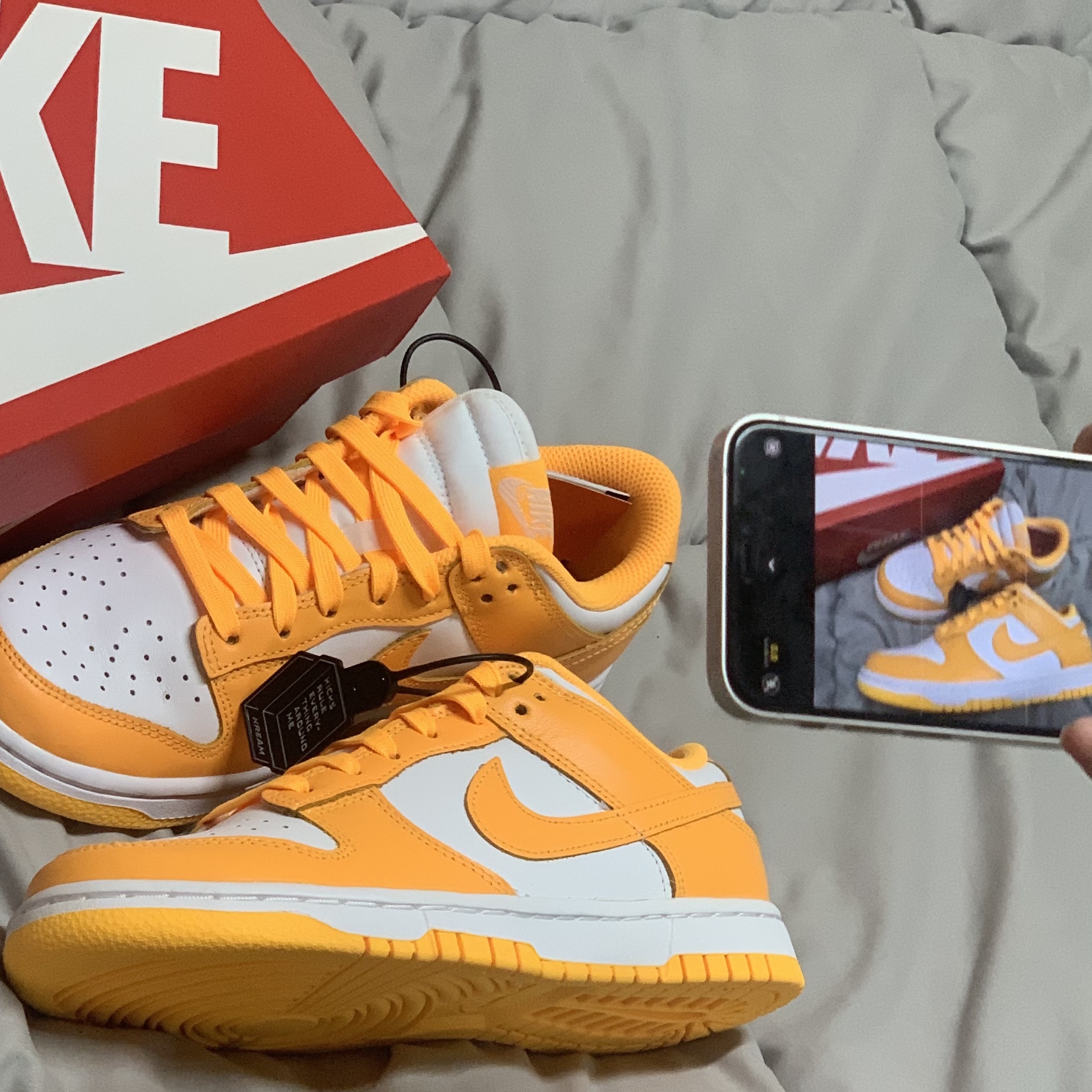 (W) Nike Dunk Low Laser Orange 착용 스타일 - 4