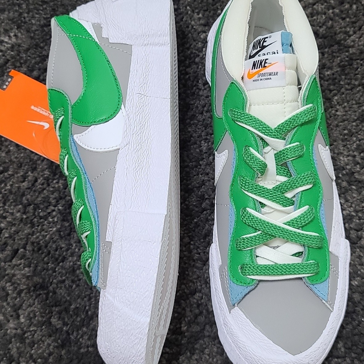 Nike x Sacai Blazer Low Classic Green 착용 스타일 - 2